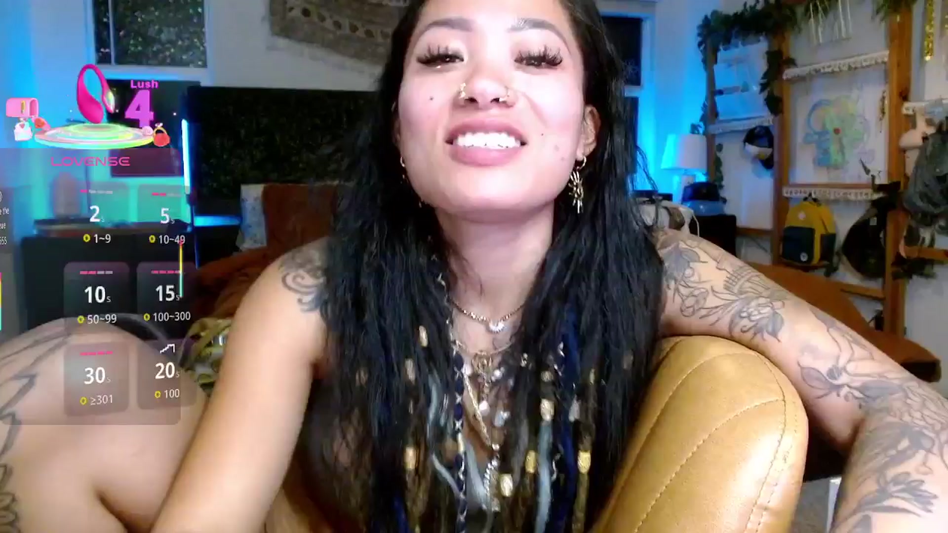 Gallery image thumbnail from Lovelyxmacii's myfreecams stream on, 08/18/2025, 06:07 image 11 of 20