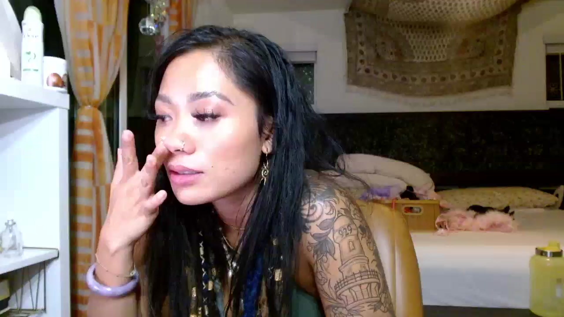 Gallery image thumbnail from Lovelyxmacii's myfreecams stream on, 08/19/2025, 09:31 image 14 of 20