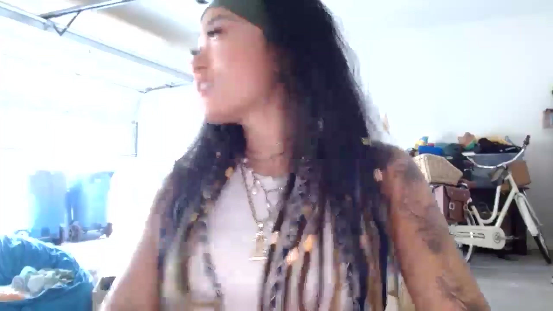 Gallery image thumbnail from Lovelyxmacii's myfreecams stream on, 08/20/2025, 18:14 image 14 of 20