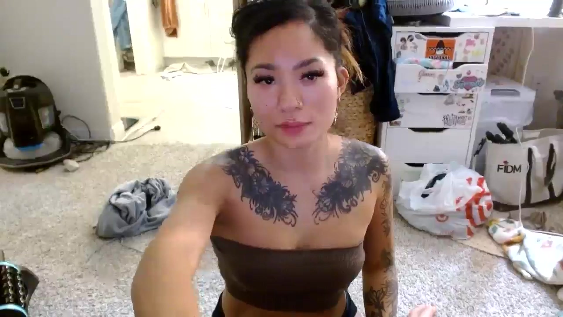 Gallery image thumbnail from Lovelyxmacii's myfreecams stream on, 11/28/2025, 02:55 image 4 of 20
