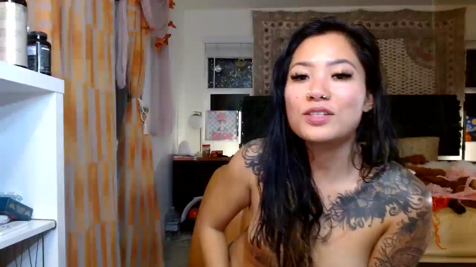 Gallery image thumbnail from Lovelyxmacii's myfreecams stream on, 12/16/2025, 08:20 image 4 of 20