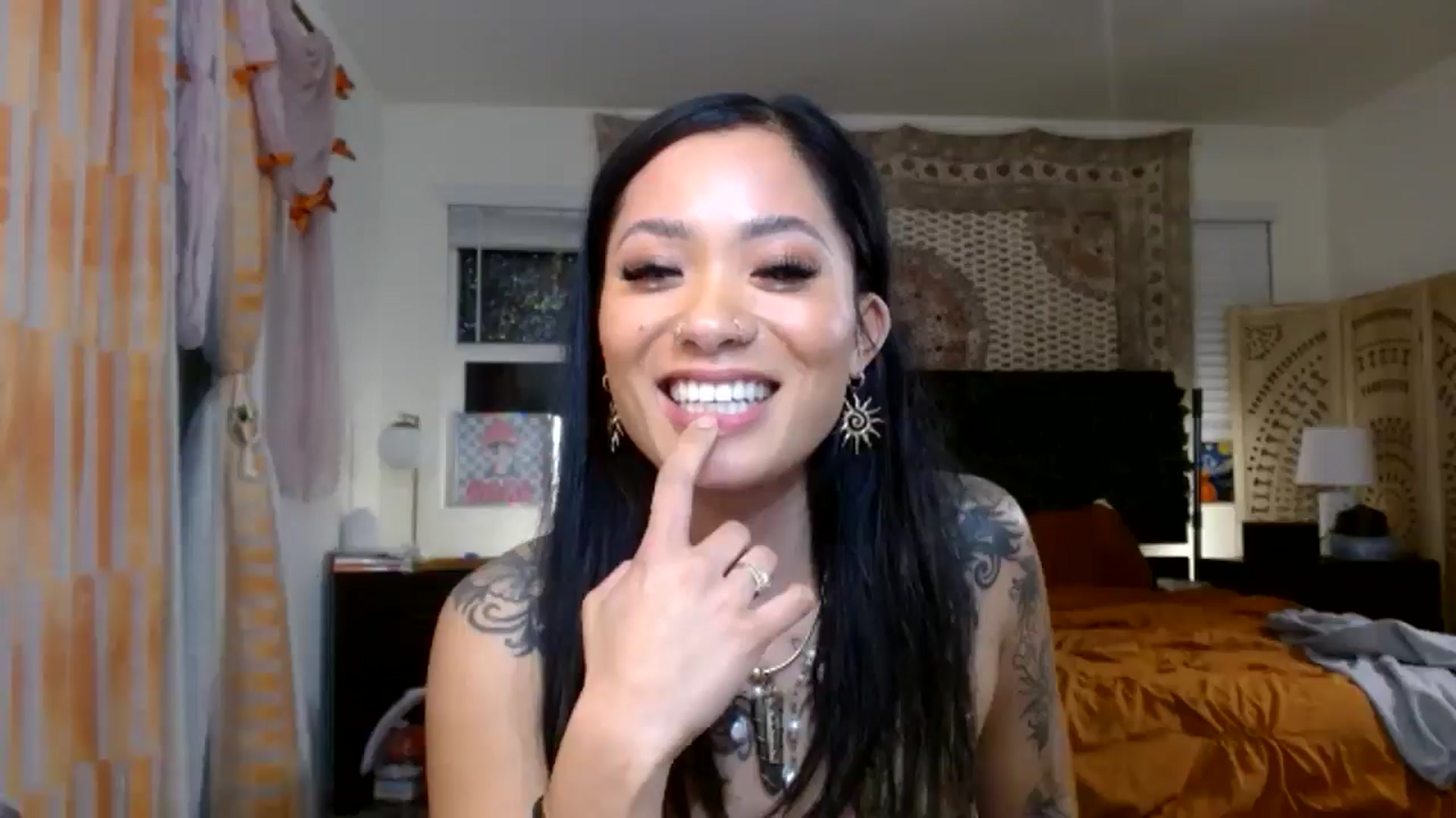Gallery image thumbnail from Lovelyxmacii's myfreecams stream on, 12/27/2025, 08:05 image 18 of 20