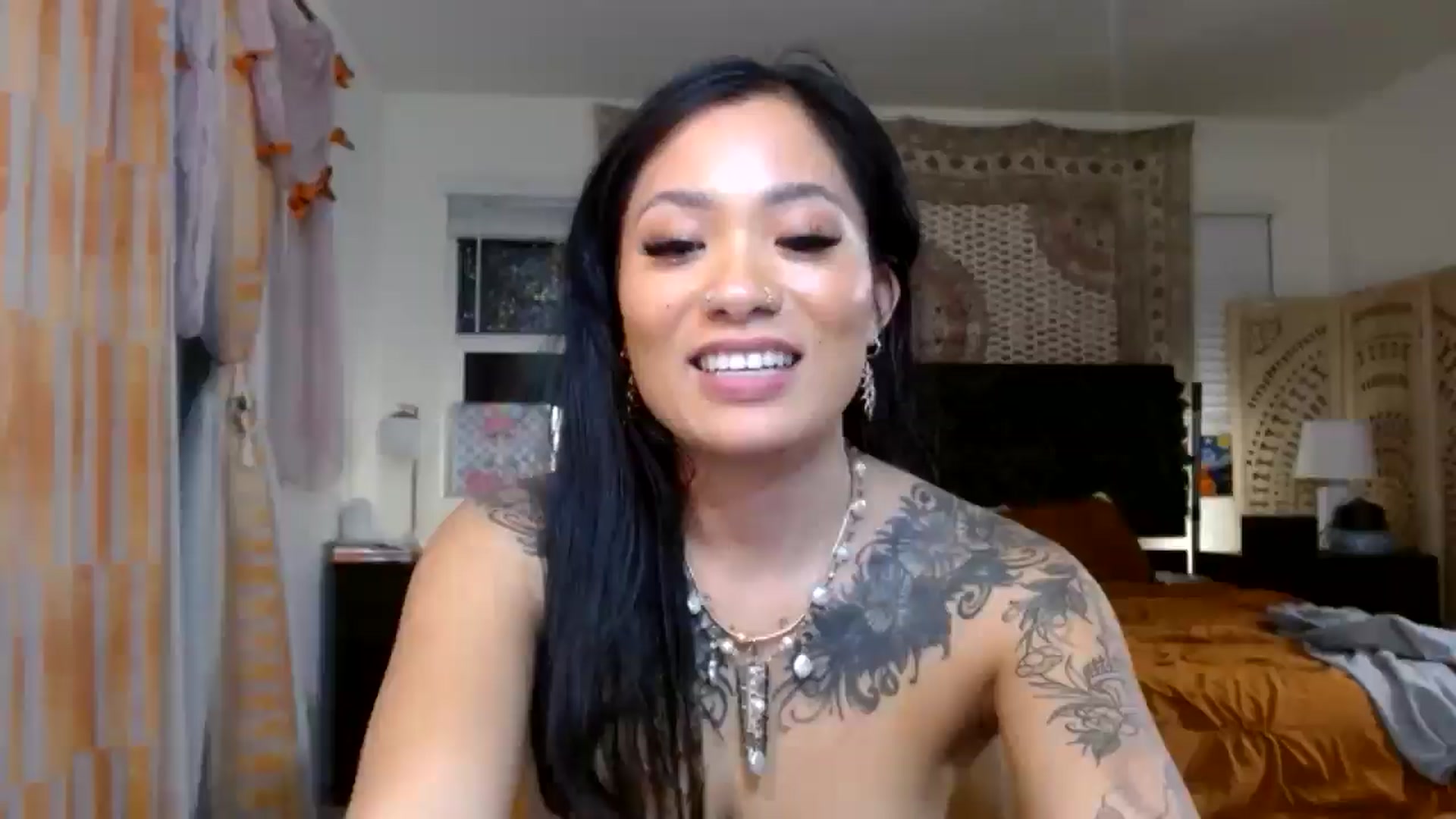 Gallery image thumbnail from Lovelyxmacii's myfreecams stream on, 12/27/2025, 09:12 image 17 of 20