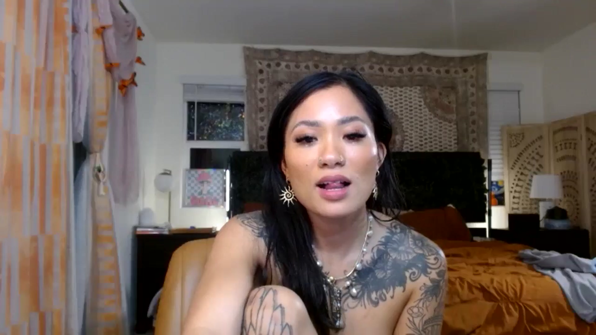 Gallery image thumbnail from Lovelyxmacii's myfreecams stream on, 12/27/2025, 09:12 image 7 of 20