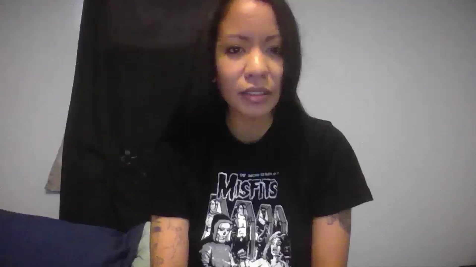 Gallery image thumbnail from Lovemilk's myfreecams stream on, 12/24/2024, 17:07 image 5 of 20