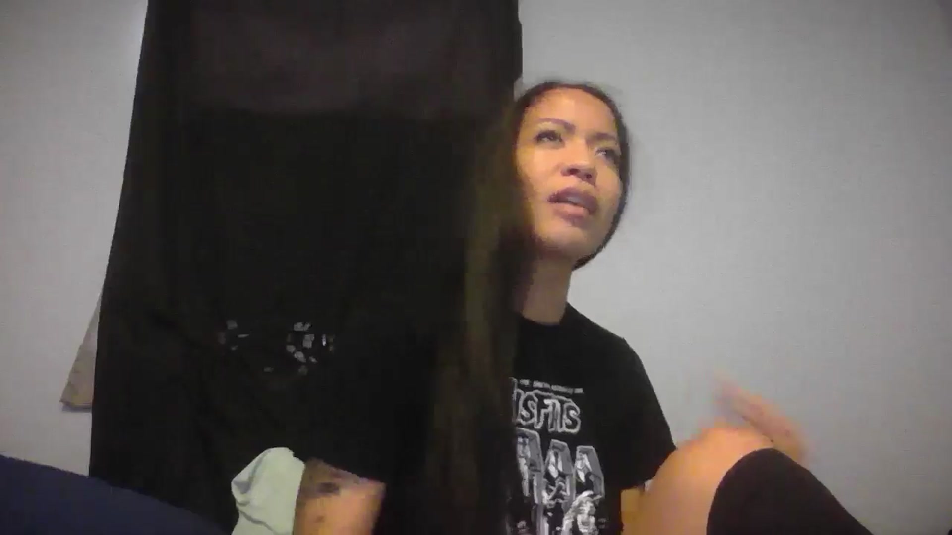 Gallery image thumbnail from Lovemilk's myfreecams stream on, 12/24/2024, 17:07 image 14 of 20