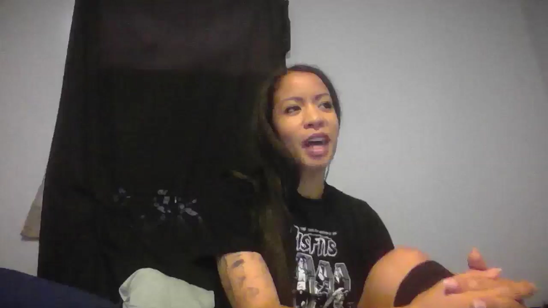 Gallery image thumbnail from Lovemilk's myfreecams stream on, 12/24/2024, 17:07 image 7 of 20