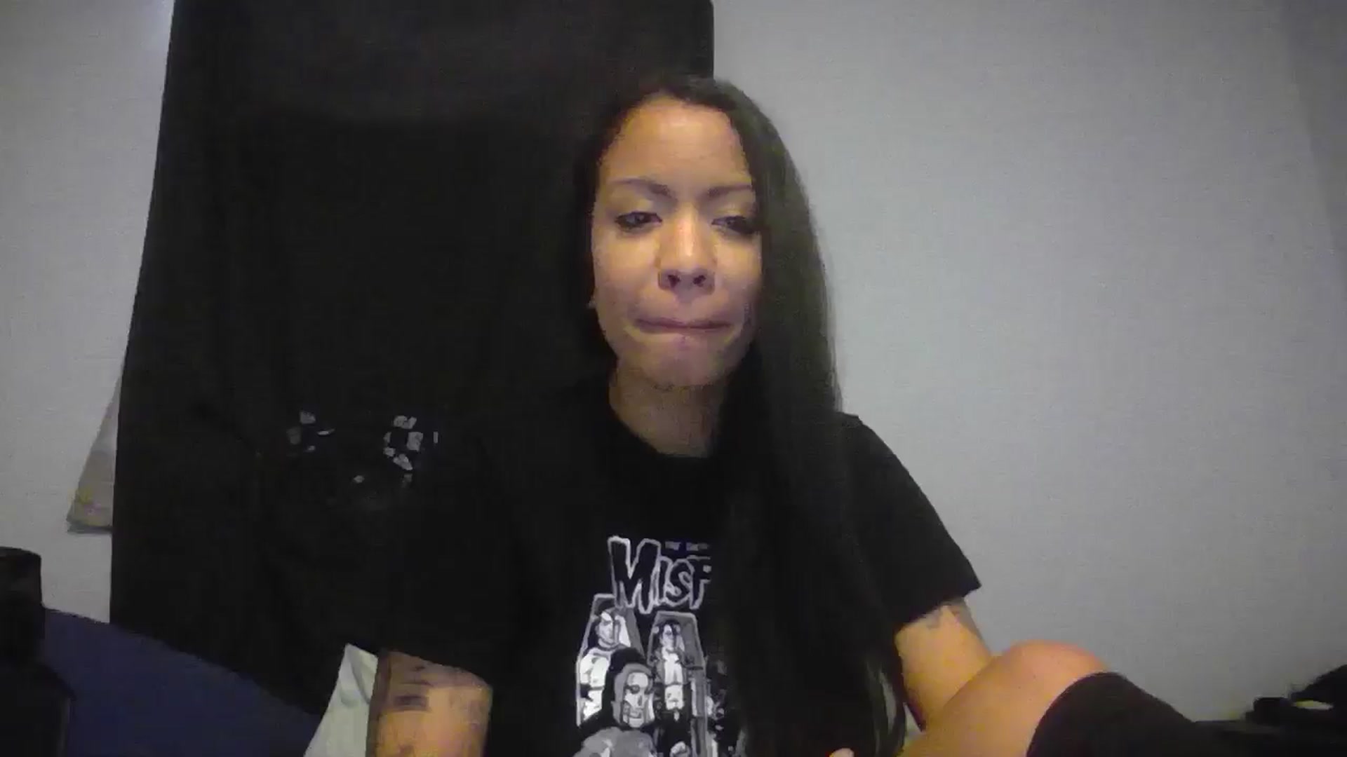 Gallery image thumbnail from Lovemilk's myfreecams stream on, 12/24/2024, 17:49 image 14 of 20