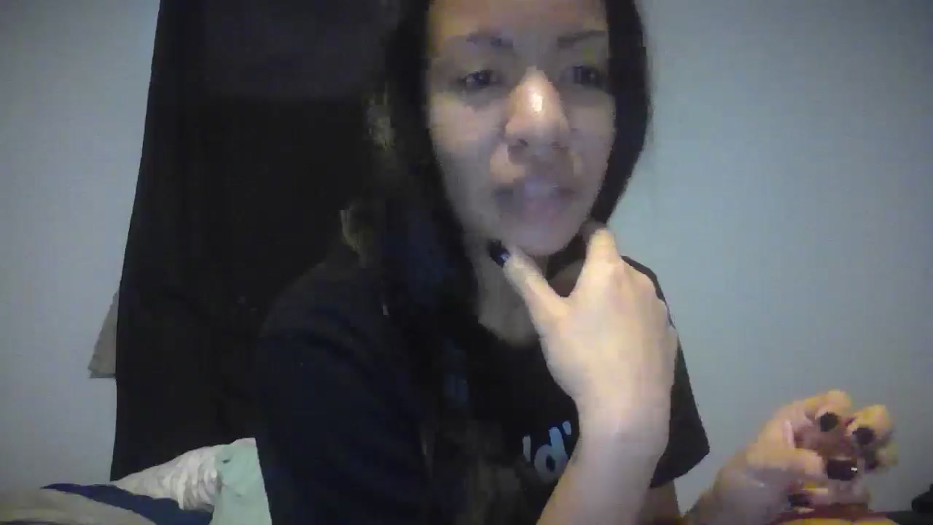 Gallery image thumbnail from Lovemilk's myfreecams stream on, 12/25/2024, 13:43 image 7 of 20
