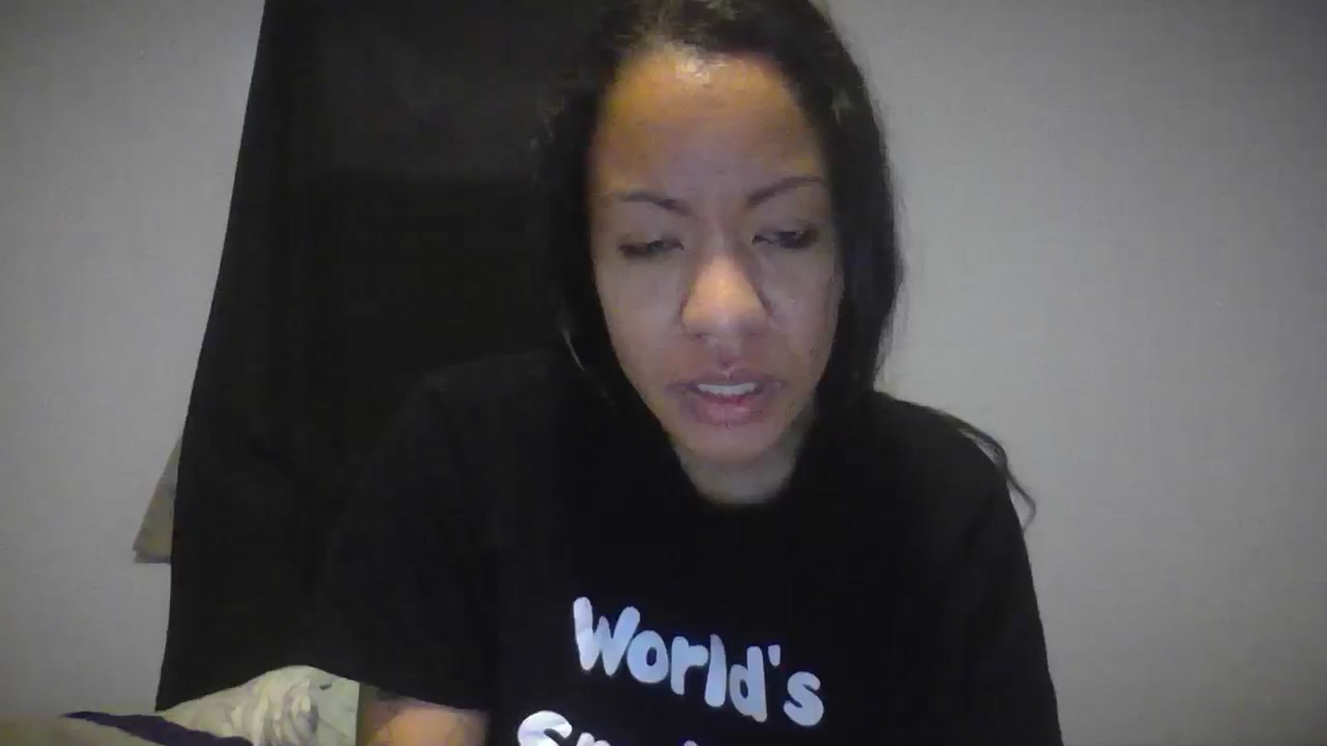 Gallery image thumbnail from Lovemilk's myfreecams stream on, 12/25/2024, 13:43 image 17 of 20