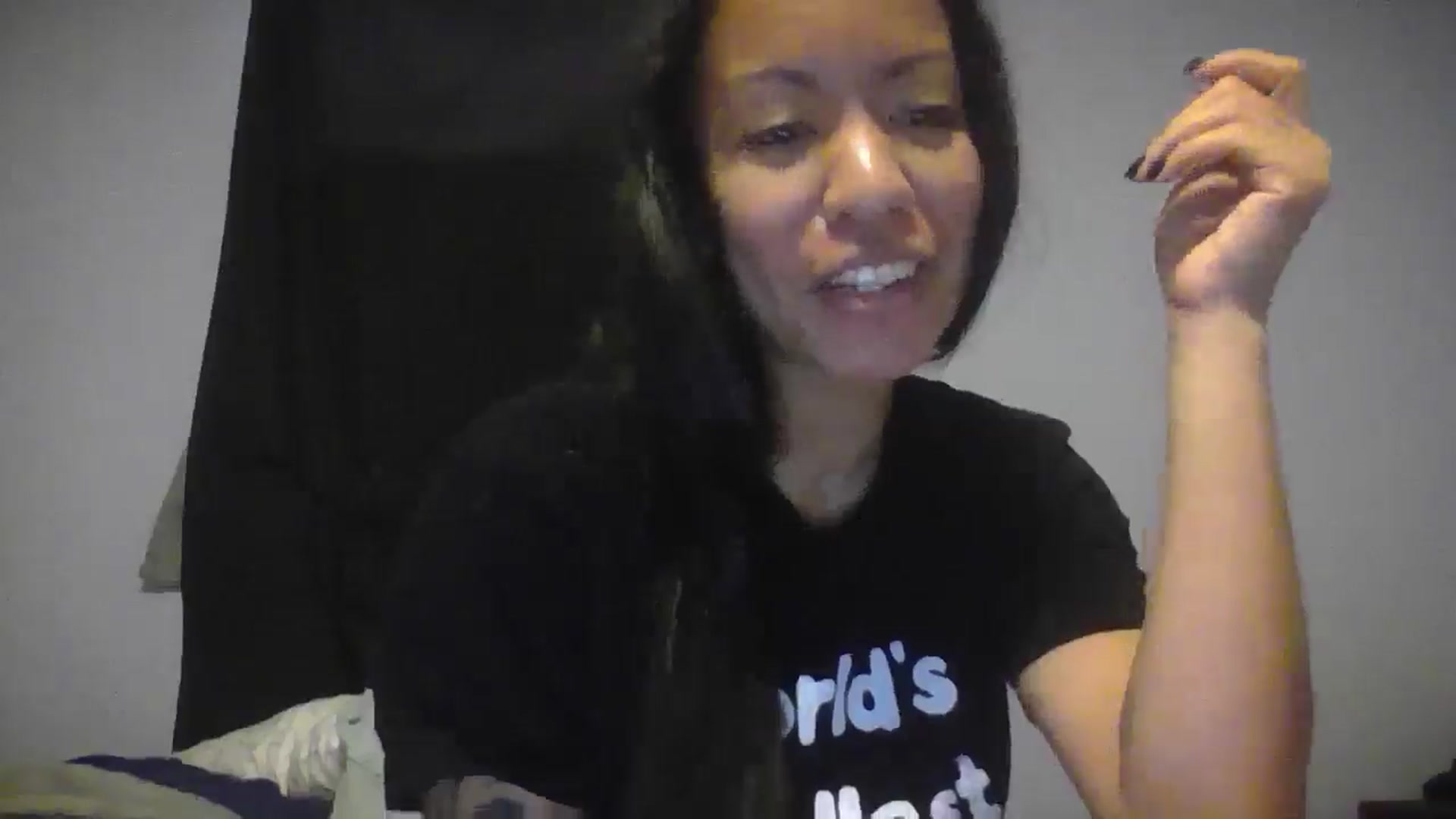 Gallery image thumbnail from Lovemilk's myfreecams stream on, 12/25/2024, 13:43 image 3 of 20