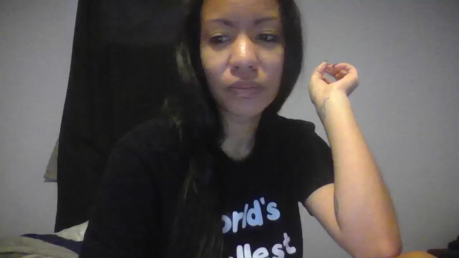 Gallery image thumbnail from Lovemilk's myfreecams stream on, 12/25/2024, 13:43 image 5 of 20