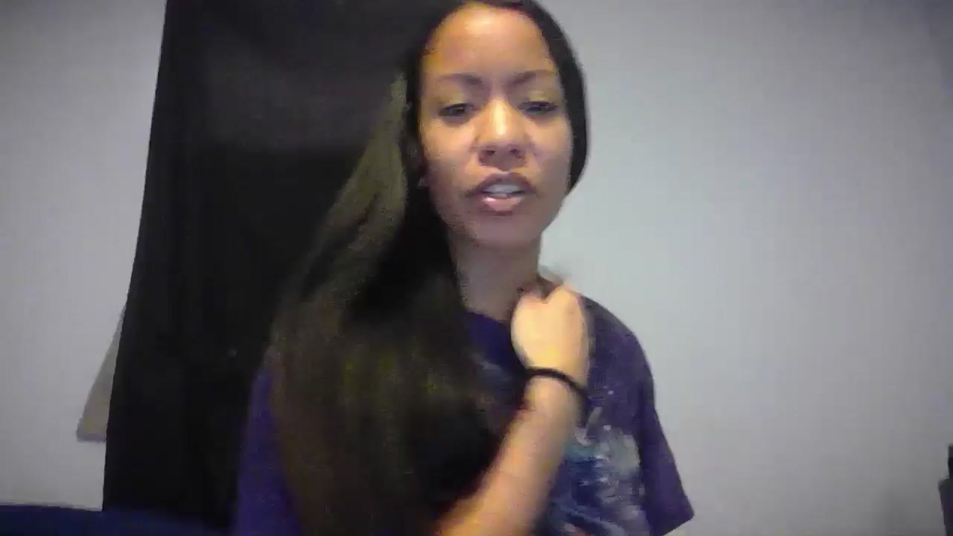 Gallery image thumbnail from Lovemilk's myfreecams stream on, 12/27/2024, 15:23 image 1 of 20