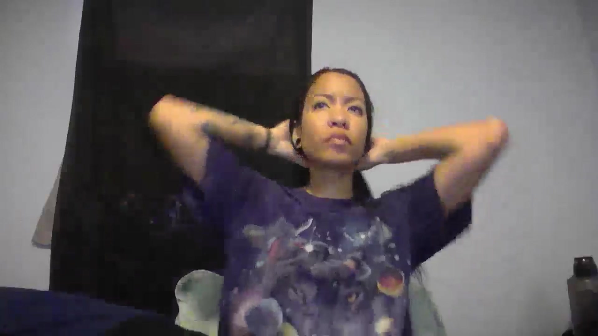 Gallery image thumbnail from Lovemilk's myfreecams stream on, 12/27/2024, 15:23 image 5 of 20