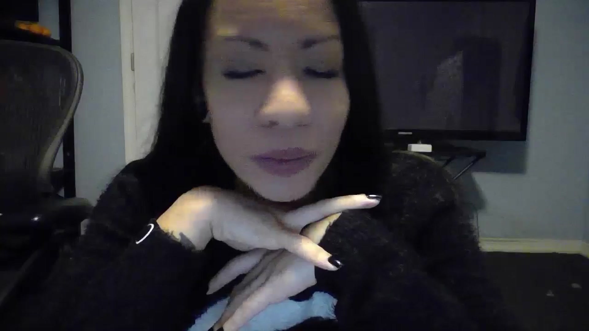 Gallery image thumbnail from Lovemilk's myfreecams stream on, 01/11/2025, 14:40 image 19 of 20
