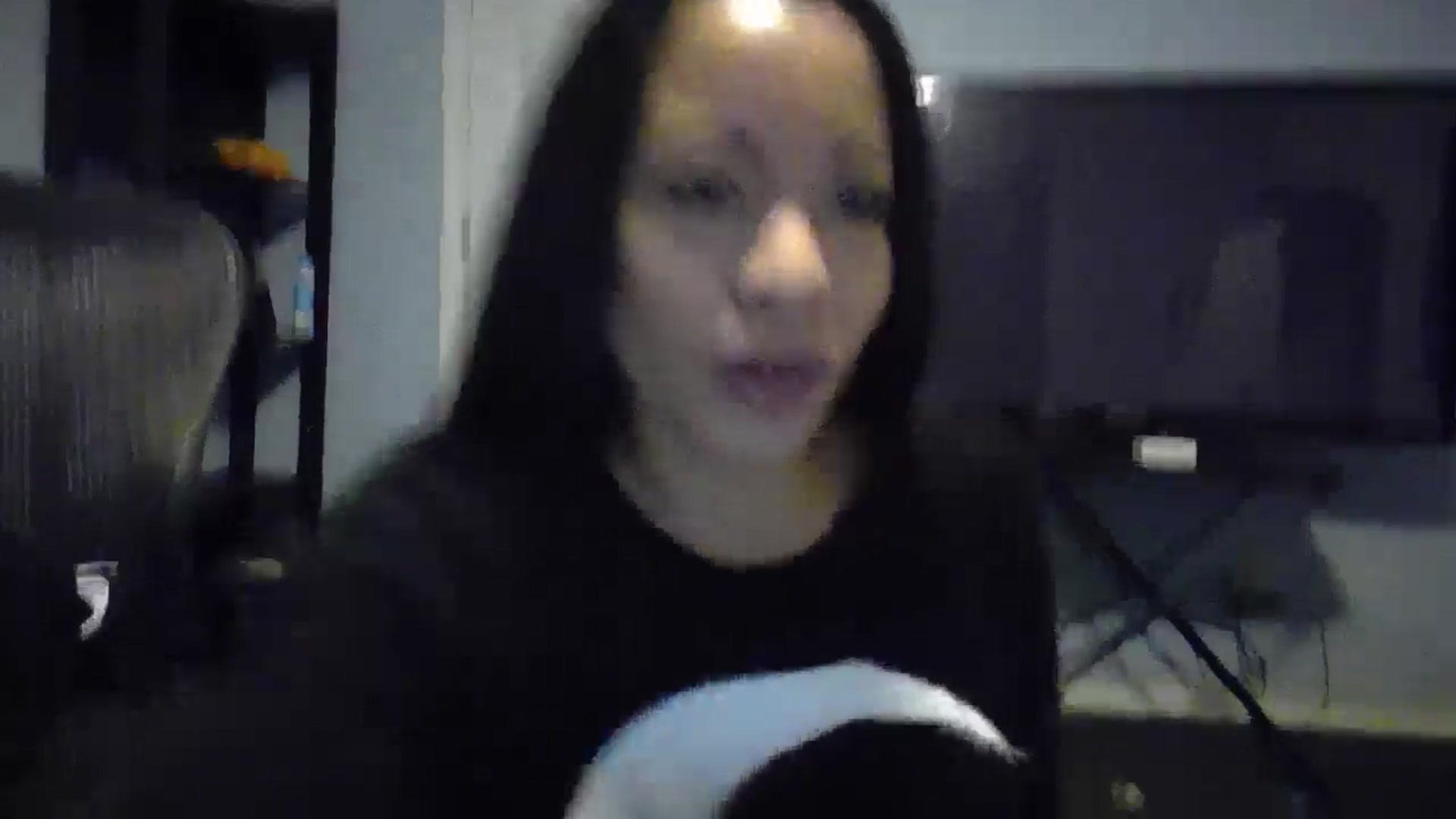 Gallery image thumbnail from Lovemilk's myfreecams stream on, 01/11/2025, 14:40 image 10 of 20