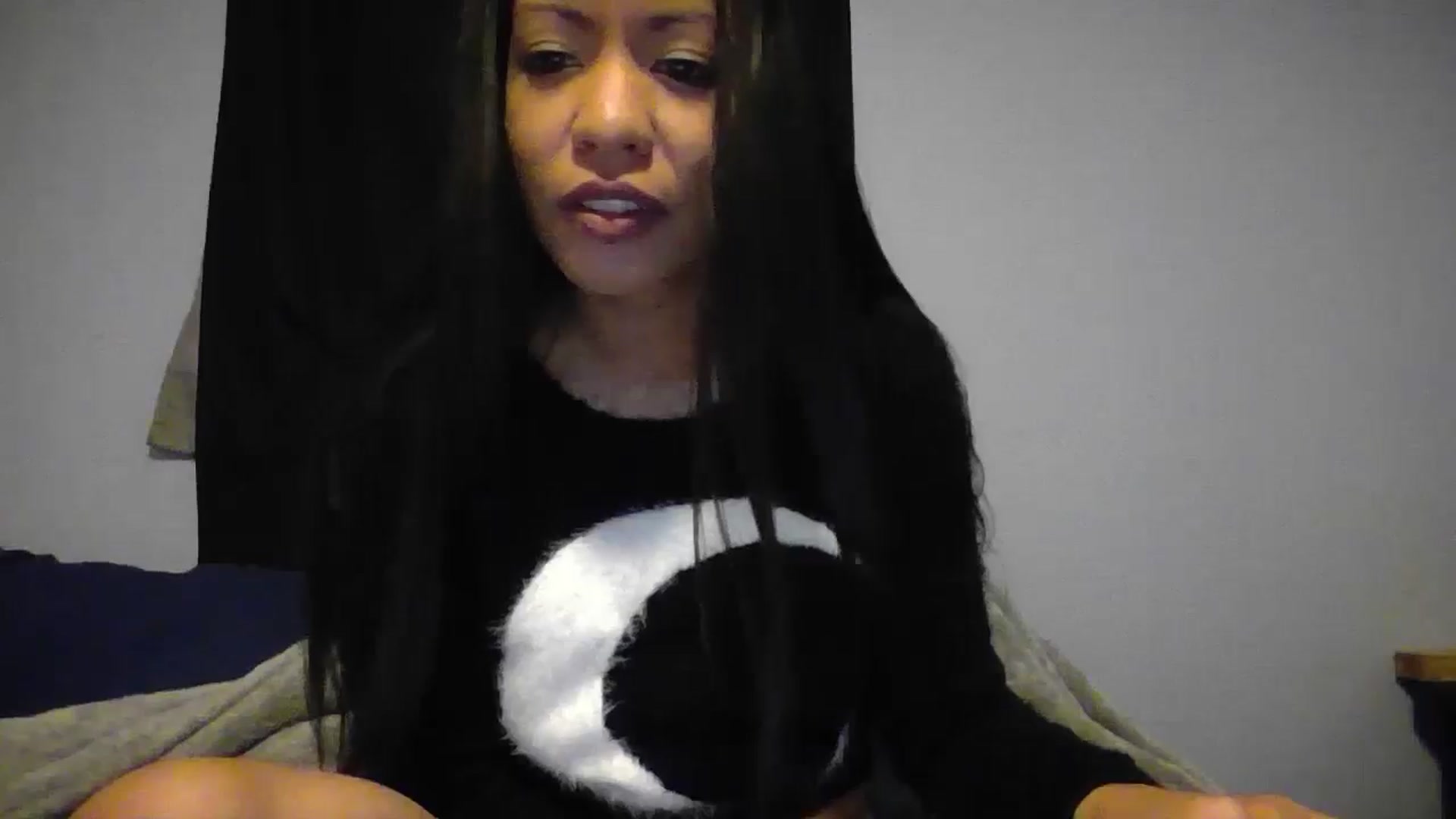 Gallery image thumbnail from Lovemilk's myfreecams stream on, 01/11/2025, 15:07 image 8 of 20