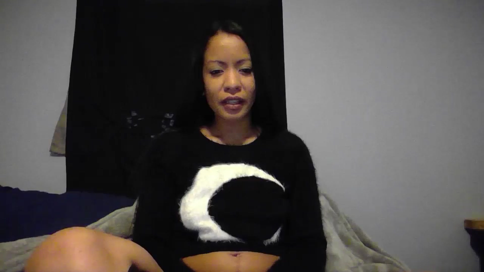 Gallery image thumbnail from Lovemilk's myfreecams stream on, 01/11/2025, 15:07 image 16 of 20