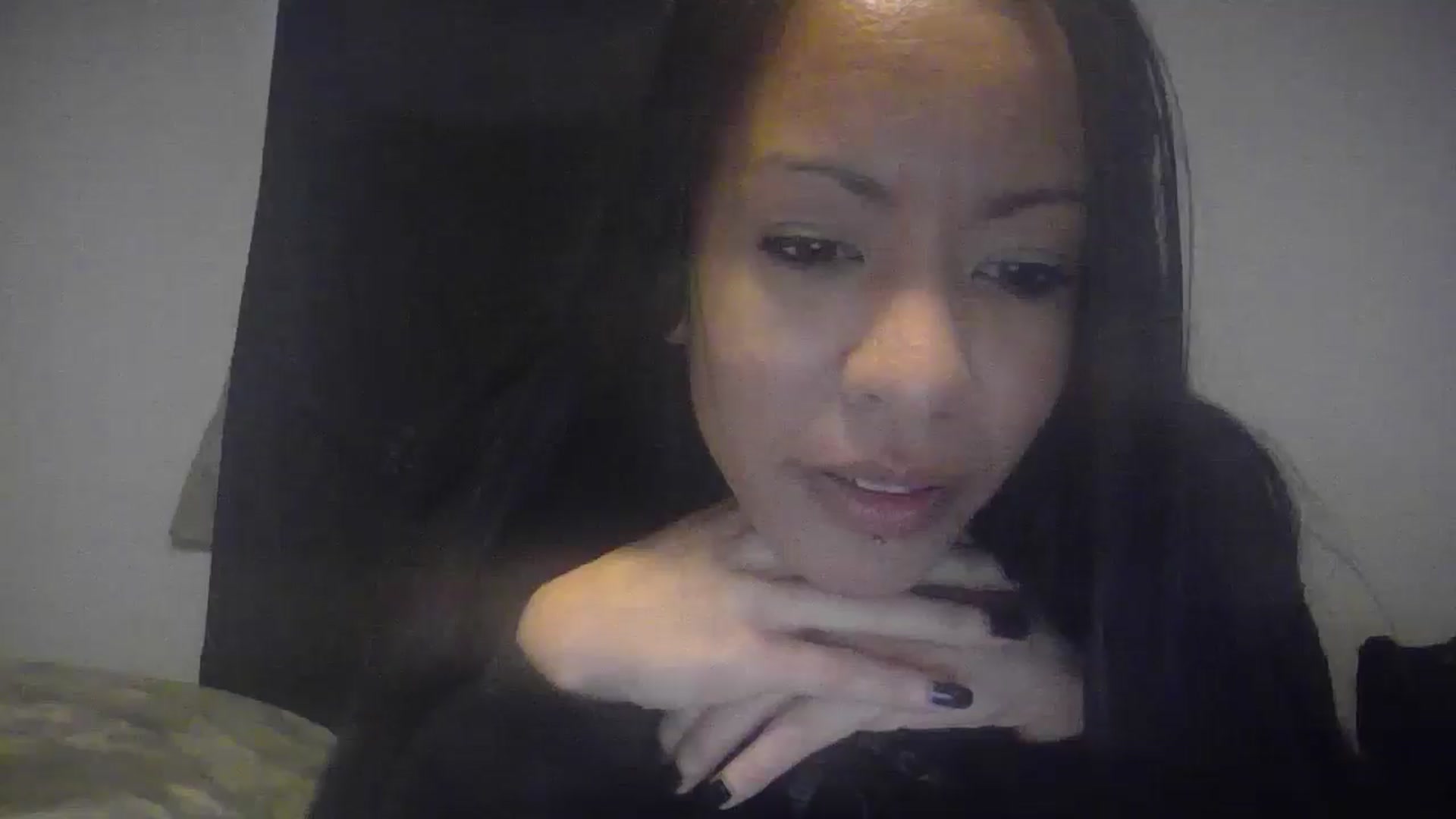 Gallery image thumbnail from Lovemilk's myfreecams stream on, 01/12/2025, 15:27 image 5 of 20