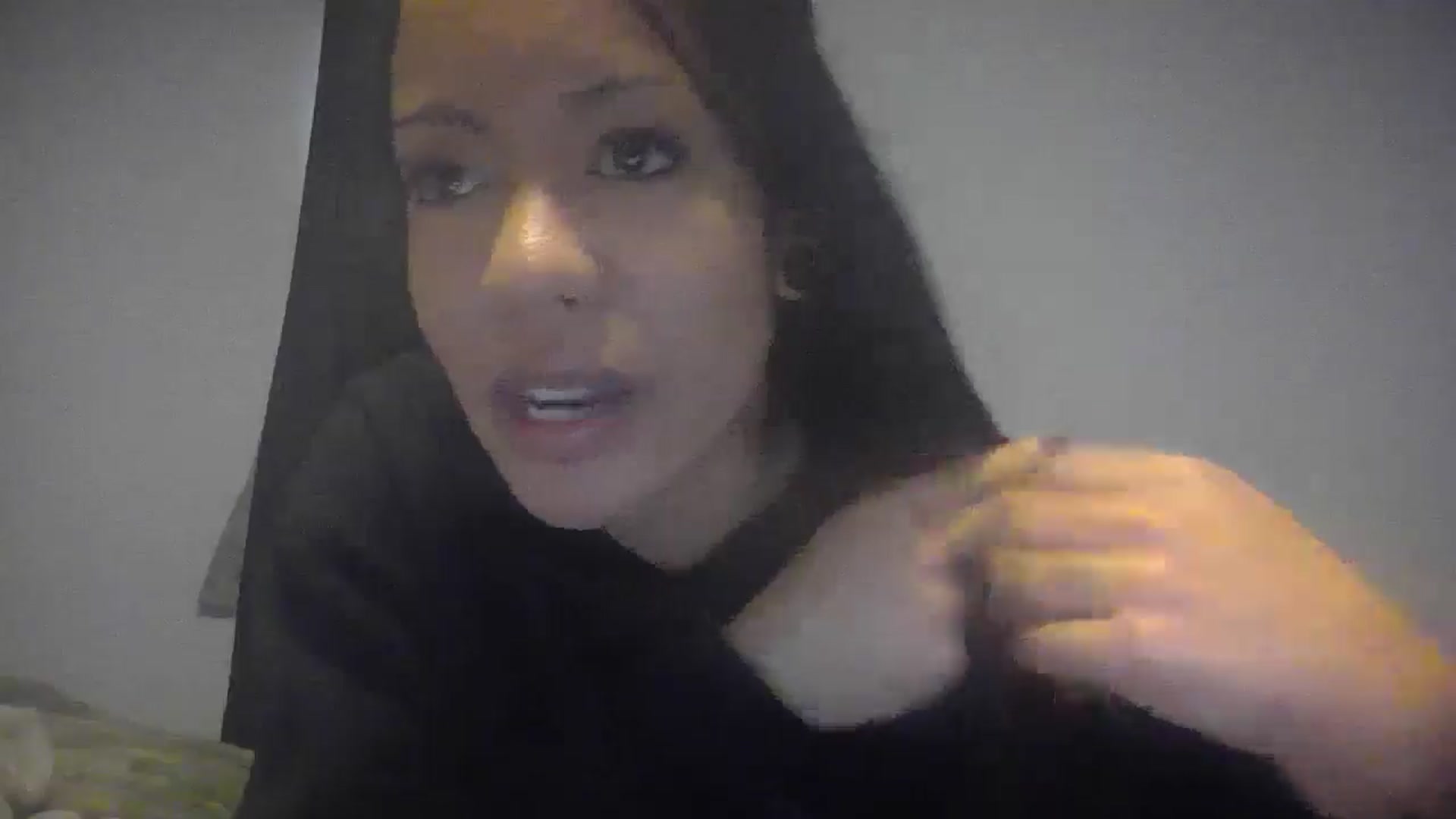 Gallery image thumbnail from Lovemilk's myfreecams stream on, 01/12/2025, 16:51 image 11 of 20