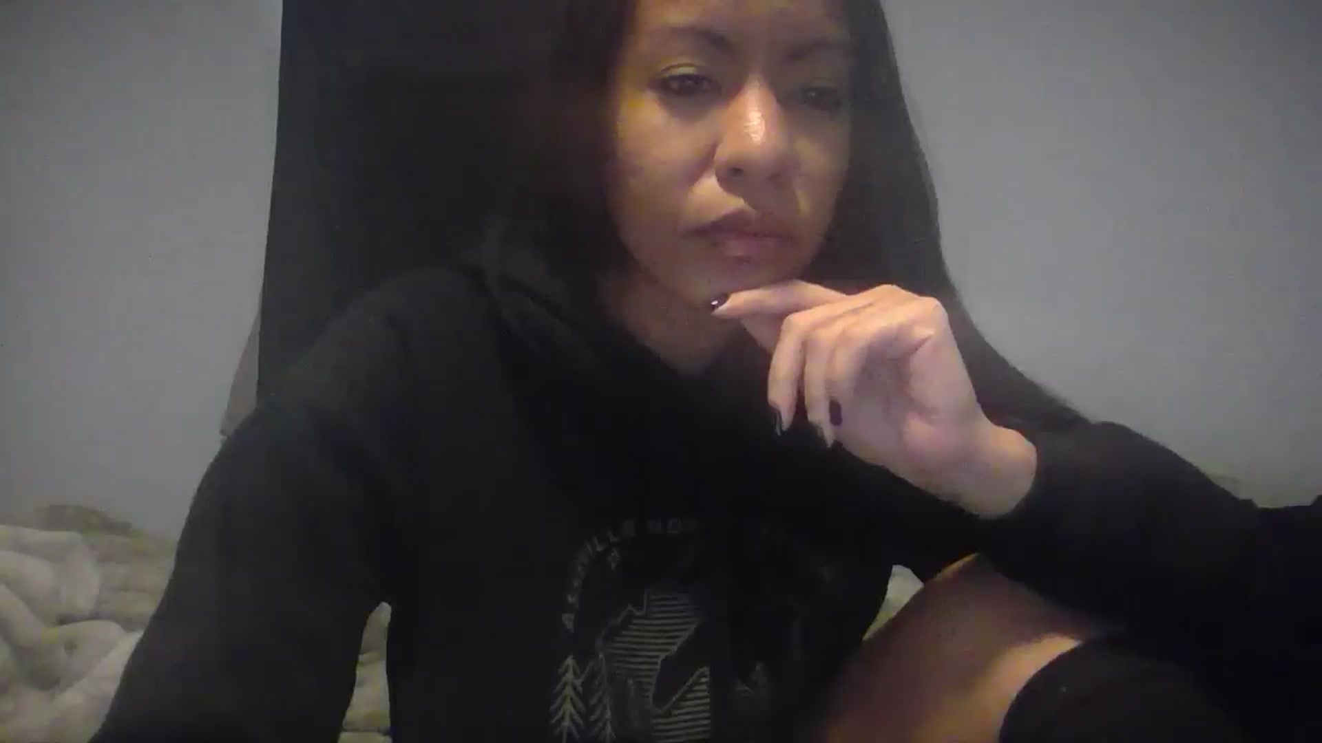 Gallery image thumbnail from Lovemilk's myfreecams stream on, 01/12/2025, 16:51 image 15 of 20