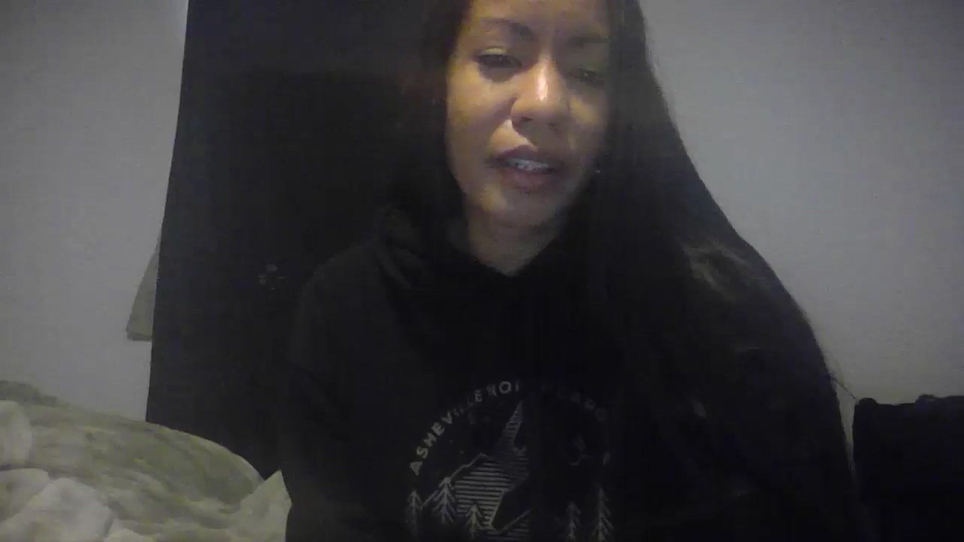 Gallery image thumbnail from Lovemilk's myfreecams stream on, 01/12/2025, 16:51 image 18 of 20