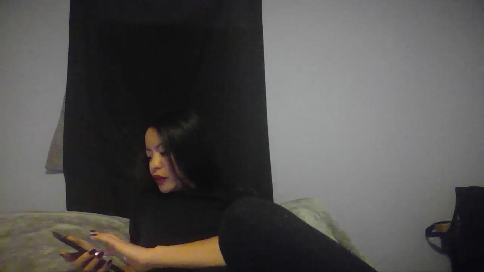 Gallery image thumbnail from Lovemilk's myfreecams stream on, 01/13/2025, 14:26 image 10 of 20