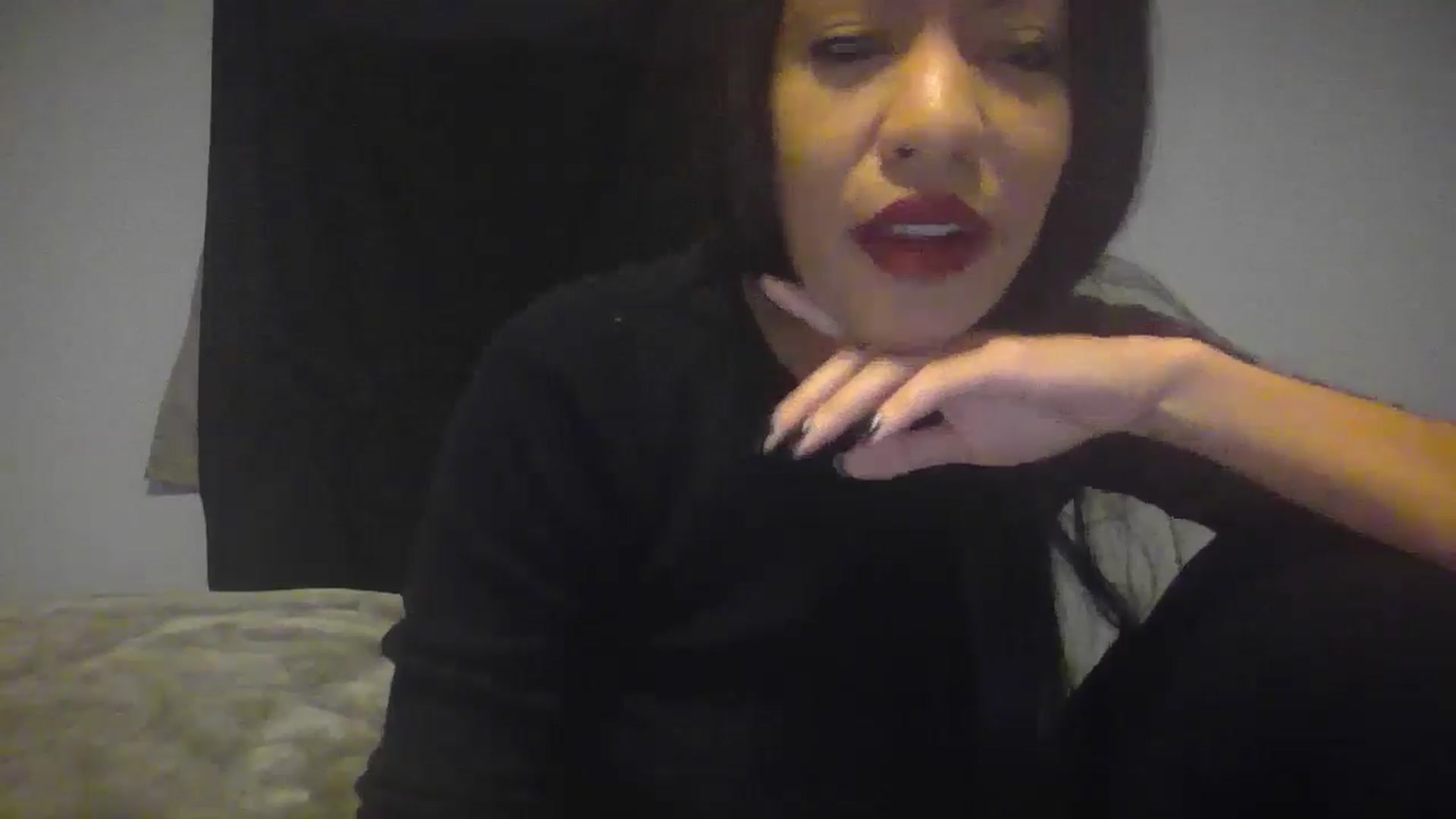 Gallery image thumbnail from Lovemilk's myfreecams stream on, 01/13/2025, 14:26 image 14 of 20