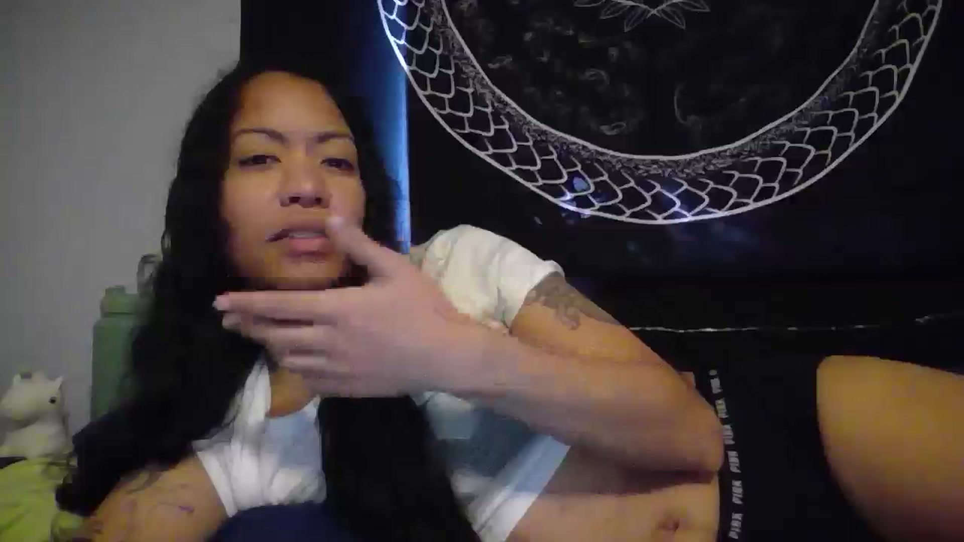 Gallery image thumbnail from Lovemilk's myfreecams stream on, 06/14/2025, 14:58 image 19 of 20