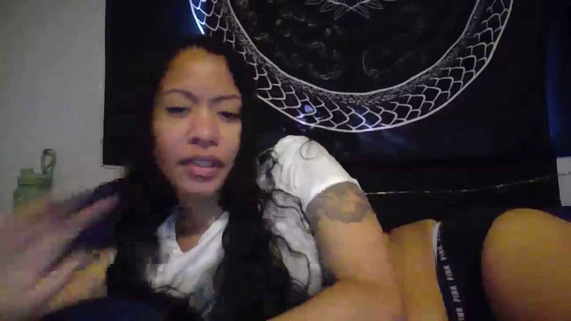 Gallery image thumbnail from Lovemilk's myfreecams stream on, 06/14/2025, 14:58 image 9 of 20