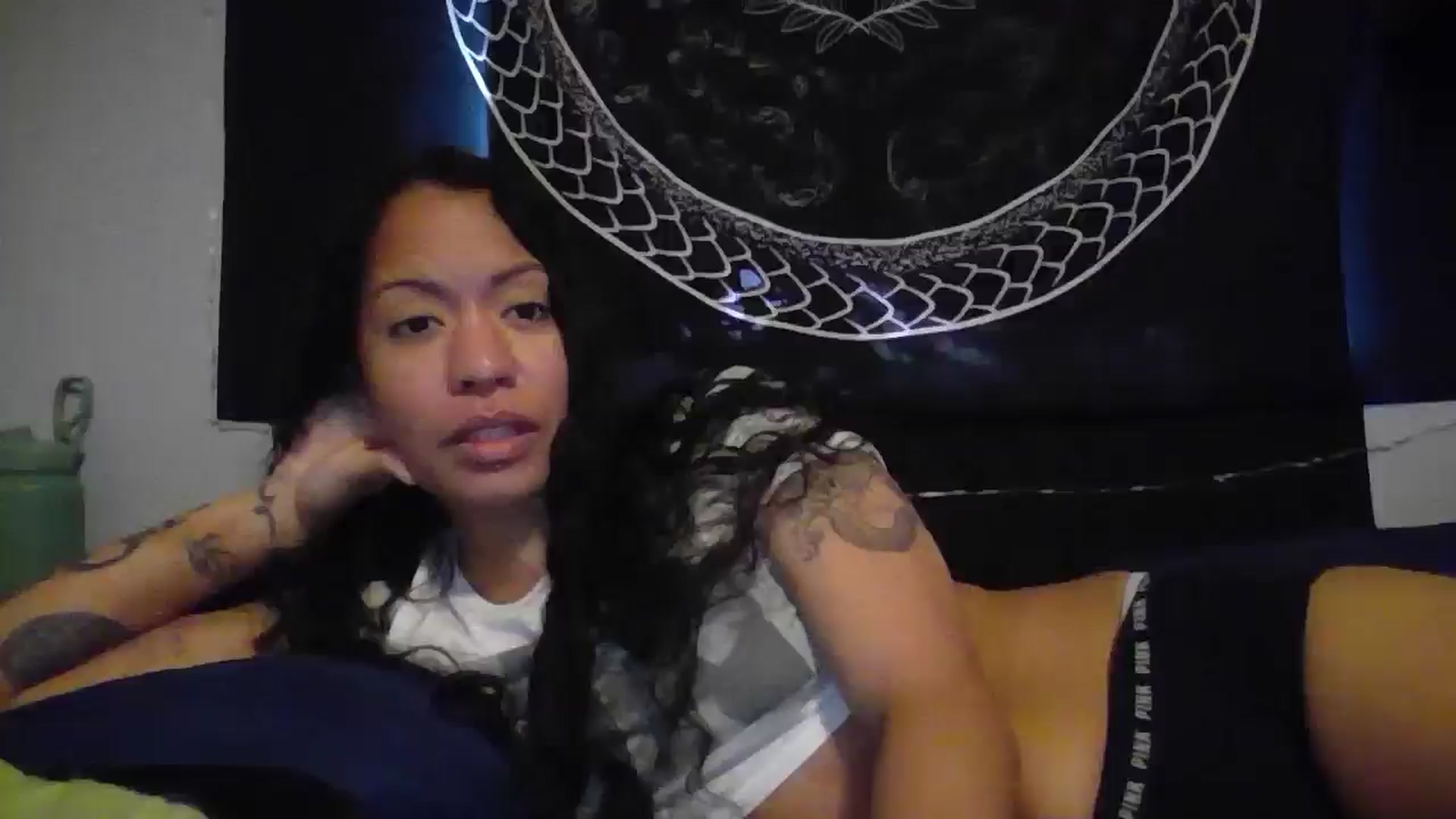 Gallery image thumbnail from Lovemilk's myfreecams stream on, 06/14/2025, 14:58 image 6 of 20