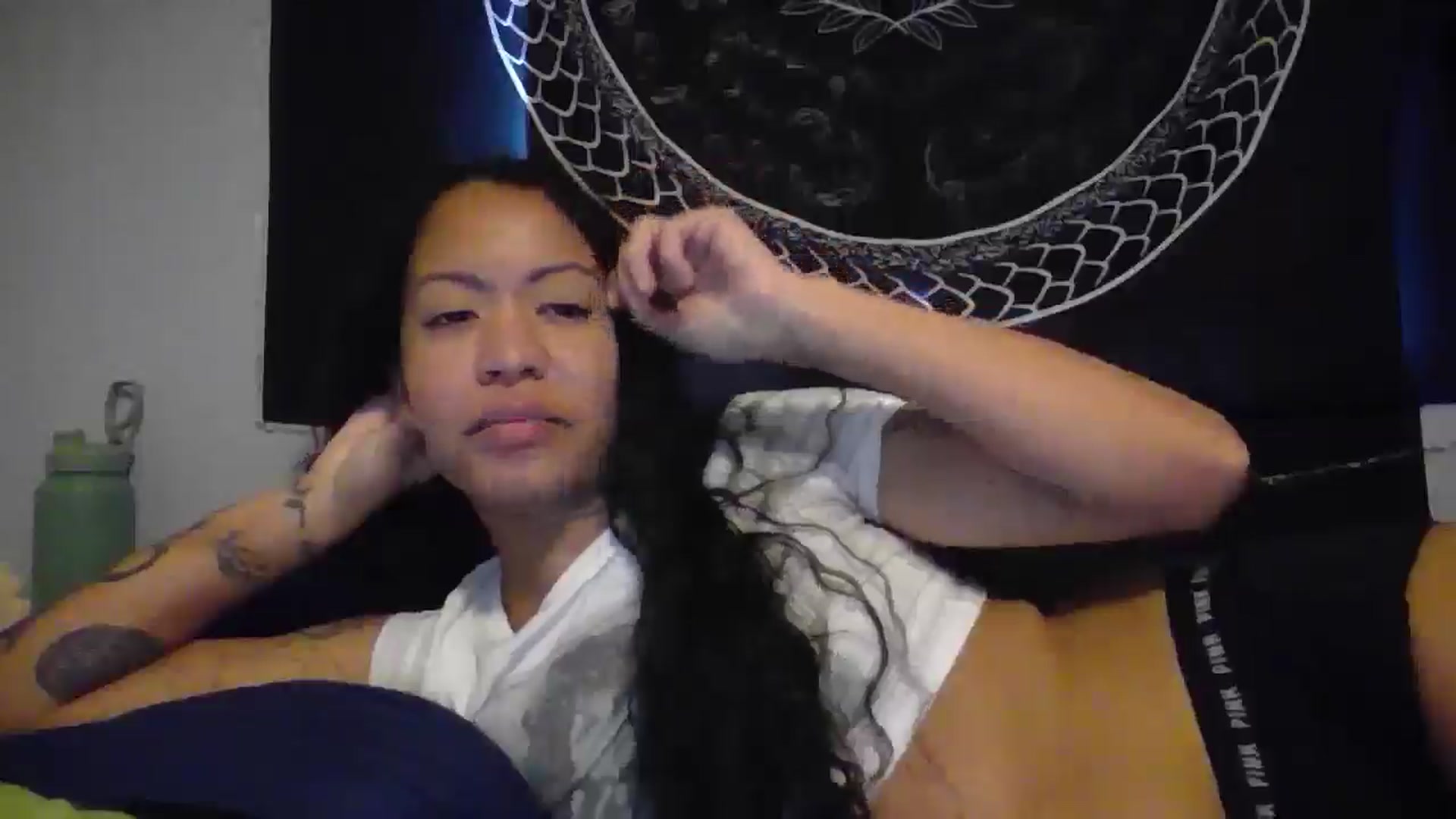 Gallery image thumbnail from Lovemilk's myfreecams stream on, 06/14/2025, 14:58 image 10 of 20