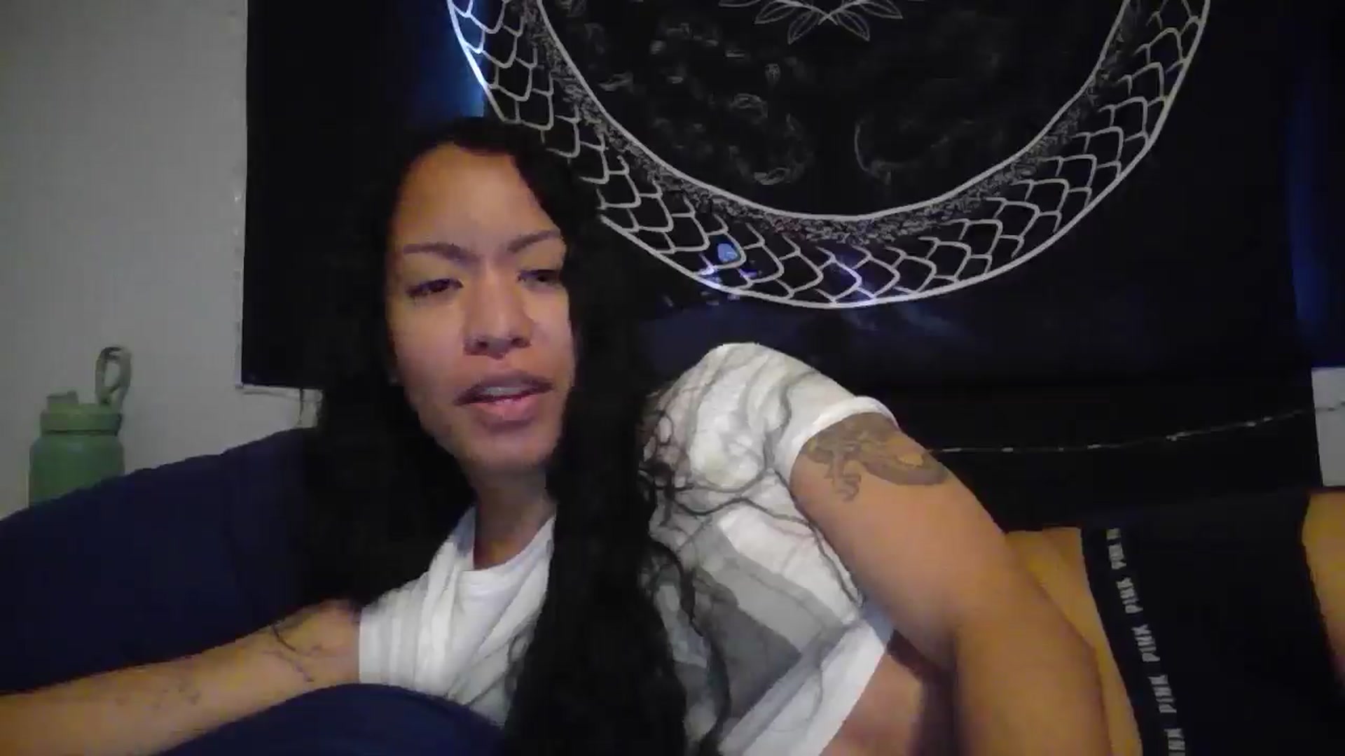 Gallery image thumbnail from Lovemilk's myfreecams stream on, 06/14/2025, 14:58 image 11 of 20