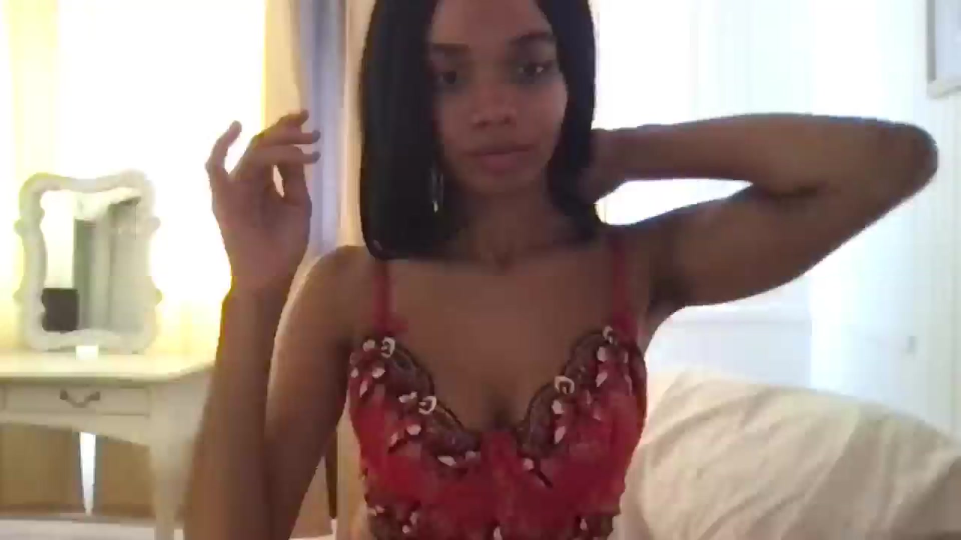 Gallery image thumbnail from Loveofsea's myfreecams stream on, 09/03/2025, 17:46 image 7 of 20