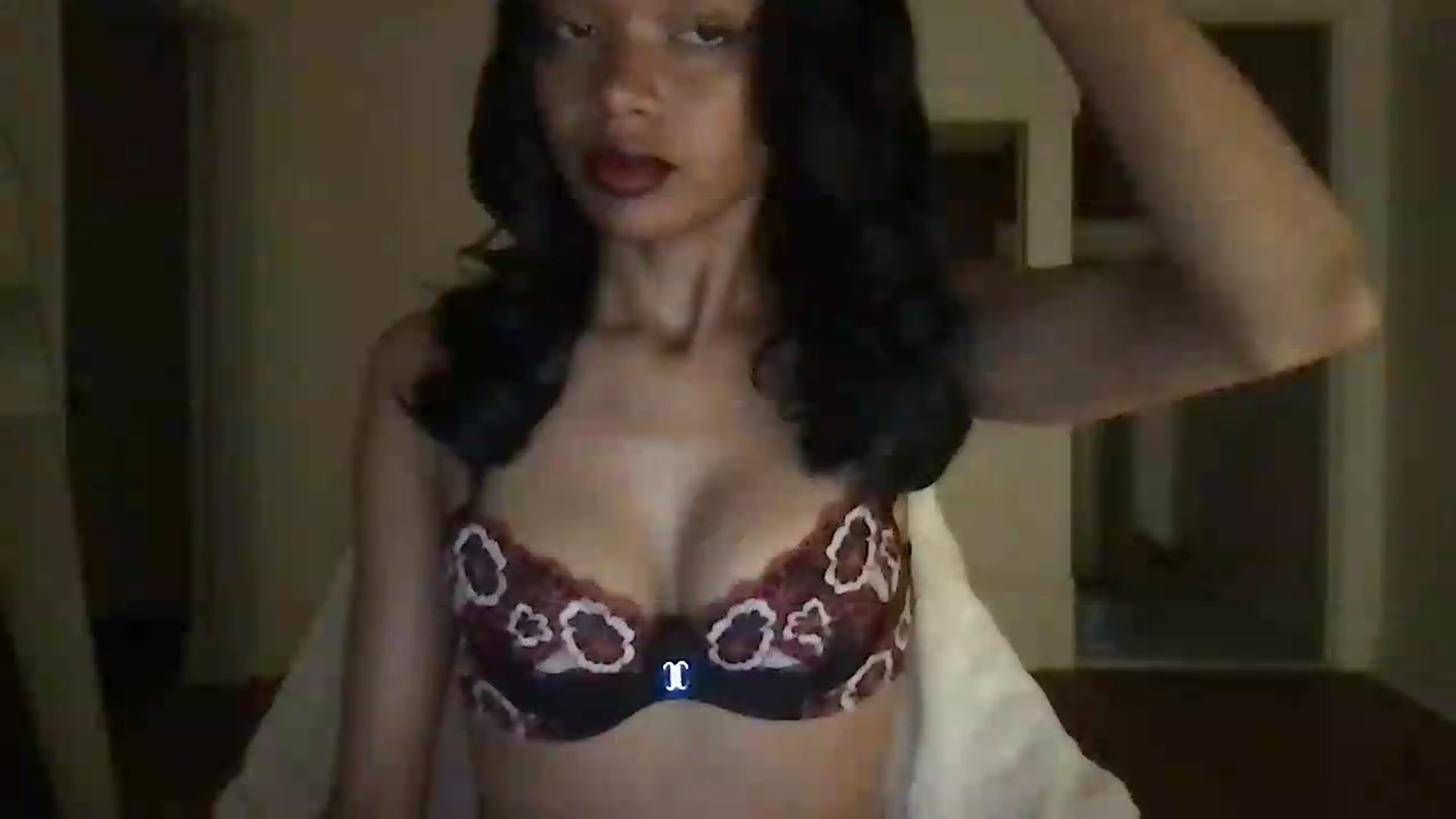 Gallery image thumbnail from Loveofstudy's myfreecams stream on, 06/21/2026, 09:07 image 9 of 20