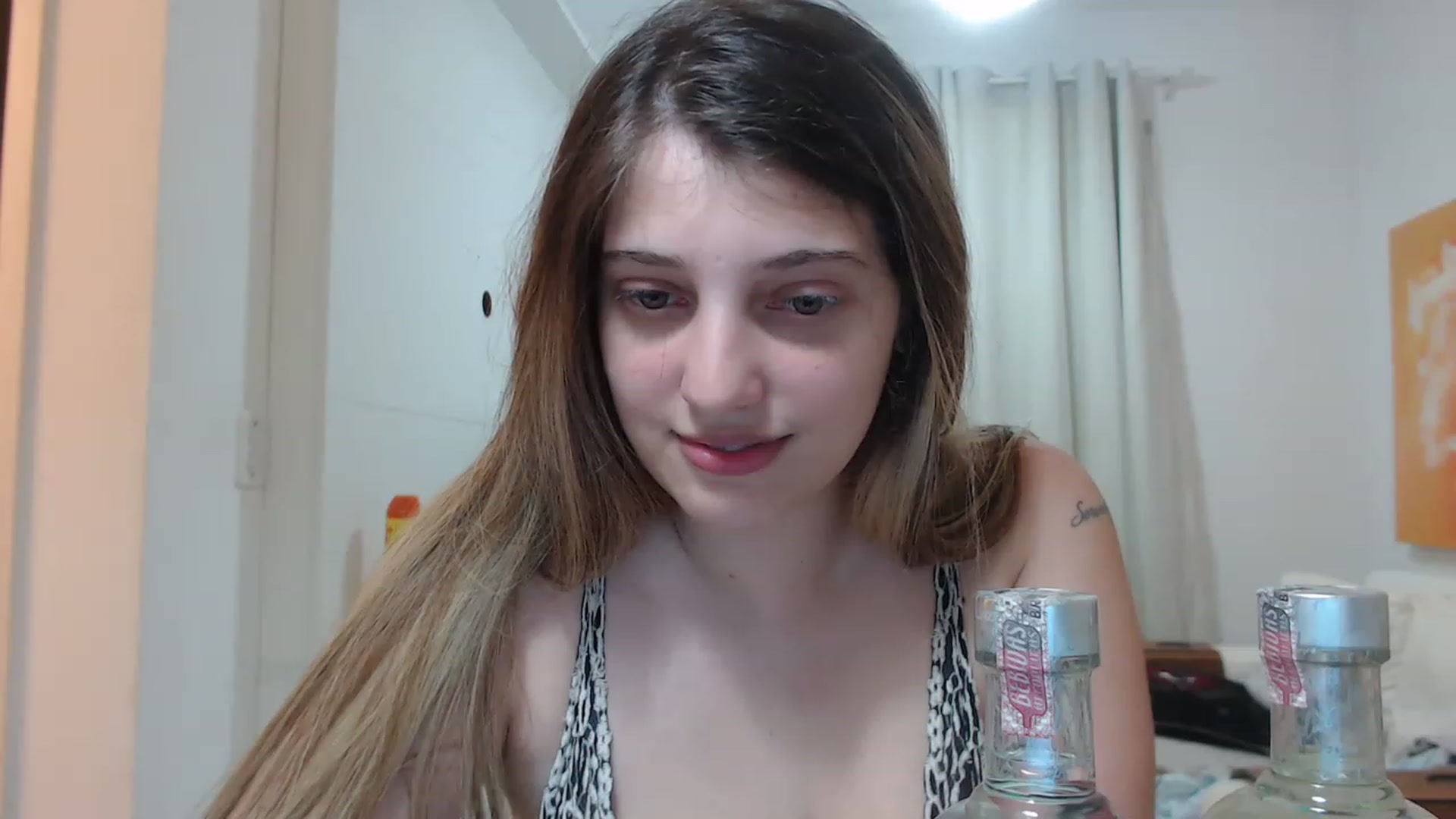 Gallery image thumbnail from LoverBella's myfreecams stream on, 11/23/2022, 24:44 image 6 of 20