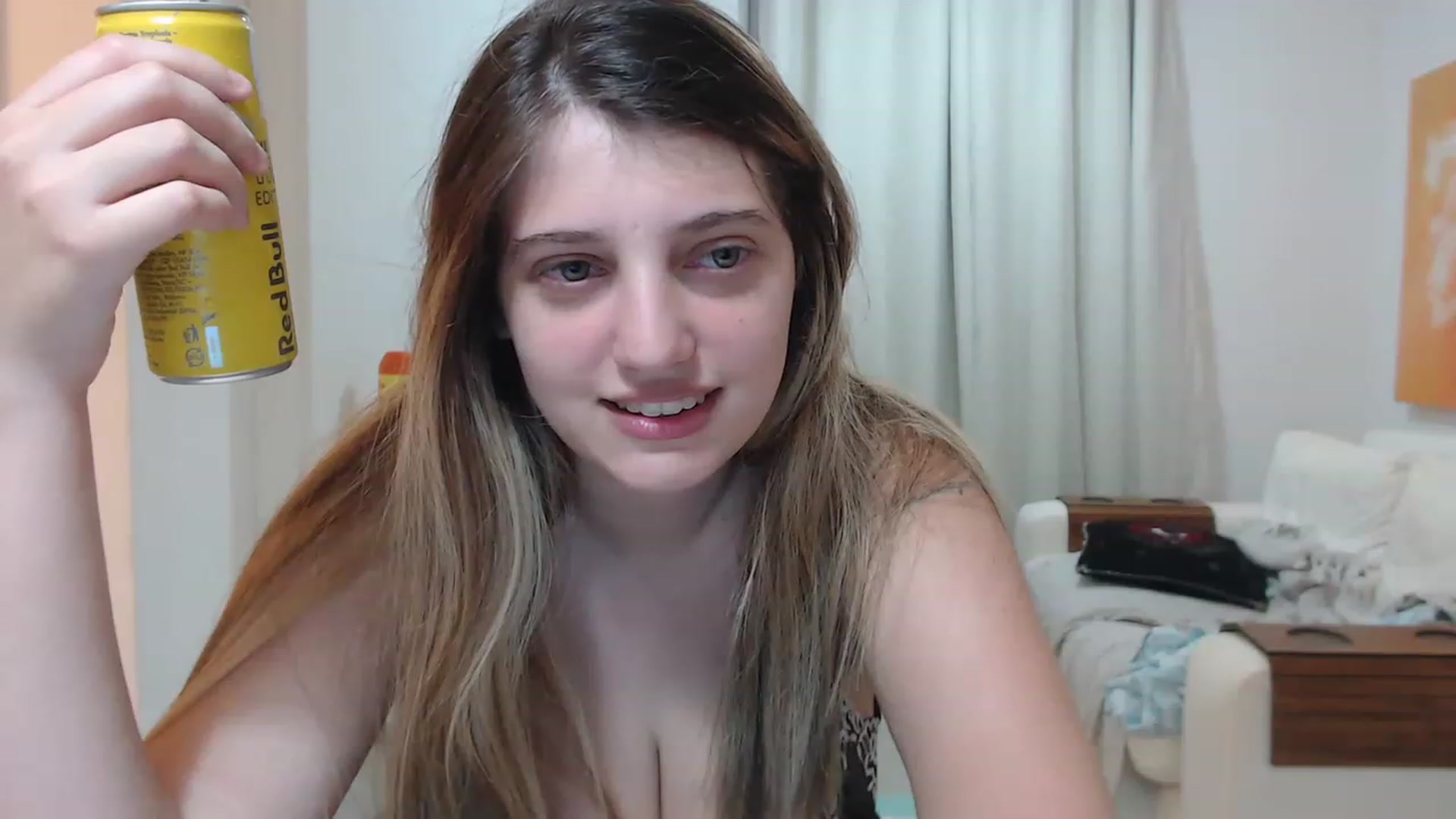 Gallery image thumbnail from LoverBella's myfreecams stream on, 11/23/2022, 24:44 image 5 of 20
