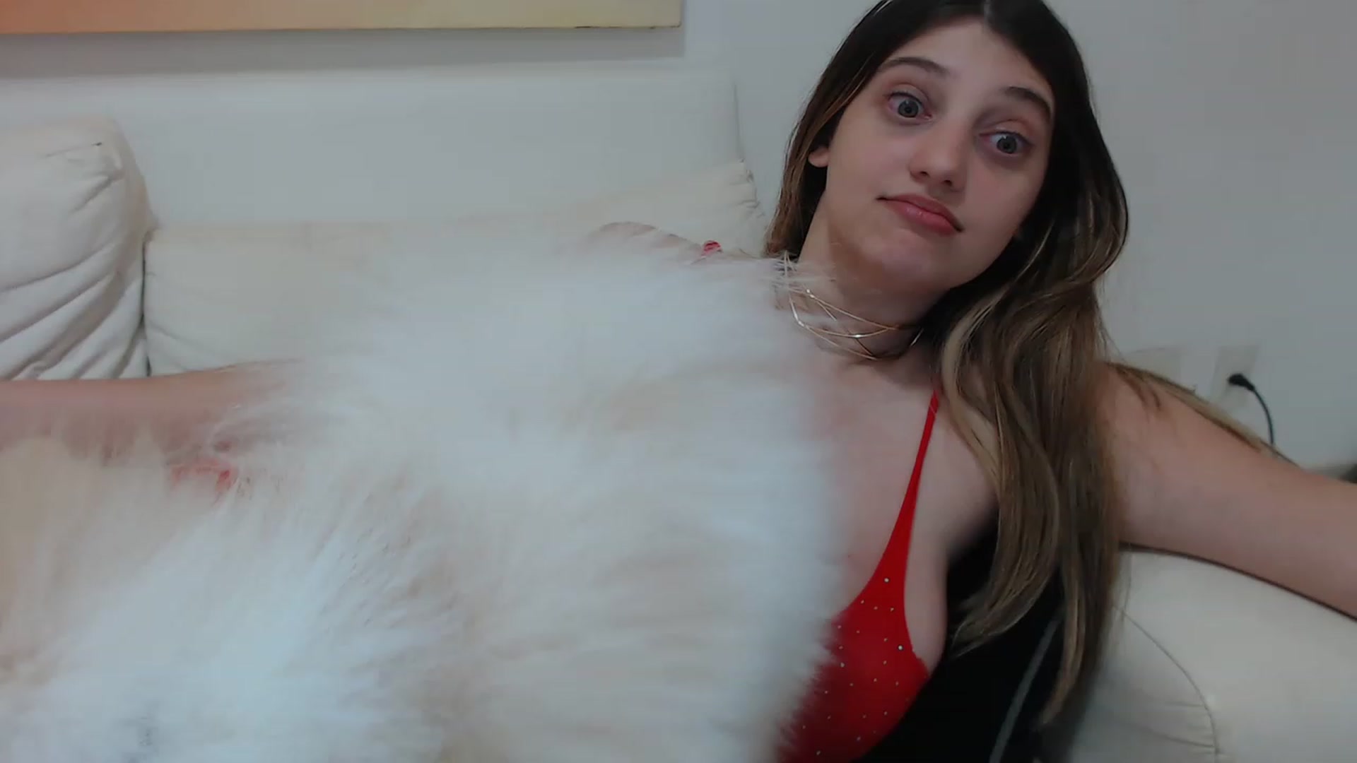 Gallery image thumbnail from LoverBella's myfreecams stream on, 12/15/2022, 04:04 image 15 of 20