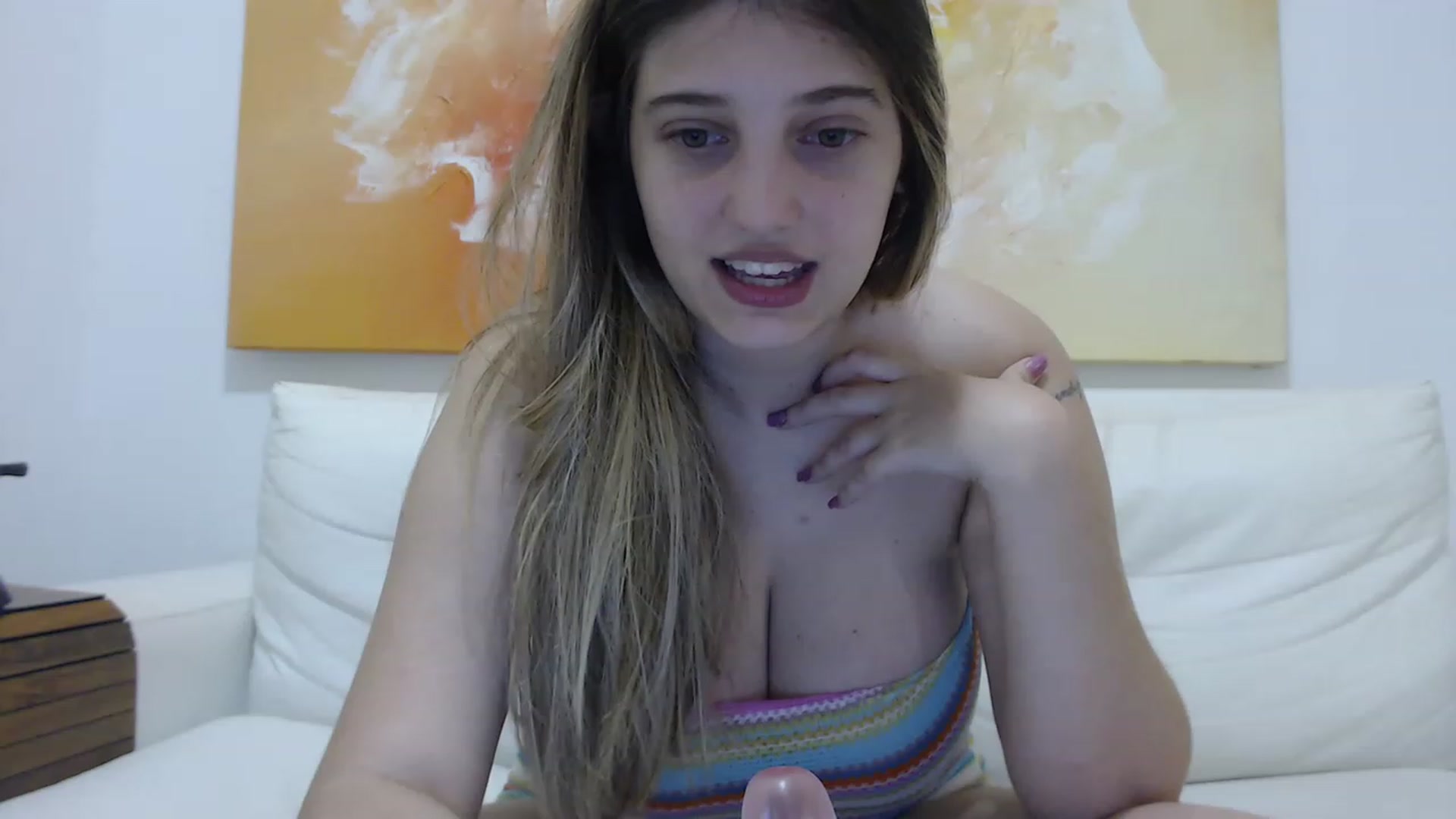 Gallery image thumbnail from LoverBella's myfreecams stream on, 12/29/2022, 03:59 image 18 of 20