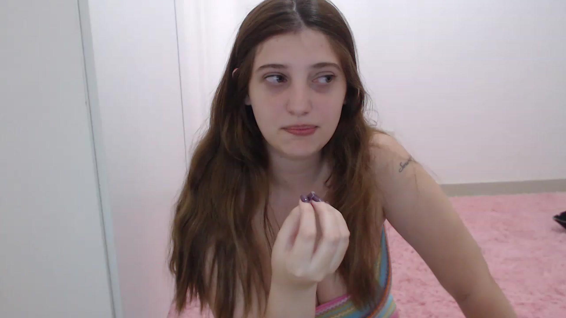 Gallery image thumbnail from LoverBella's myfreecams stream on, 03/20/2023, 20:12 image 10 of 20
