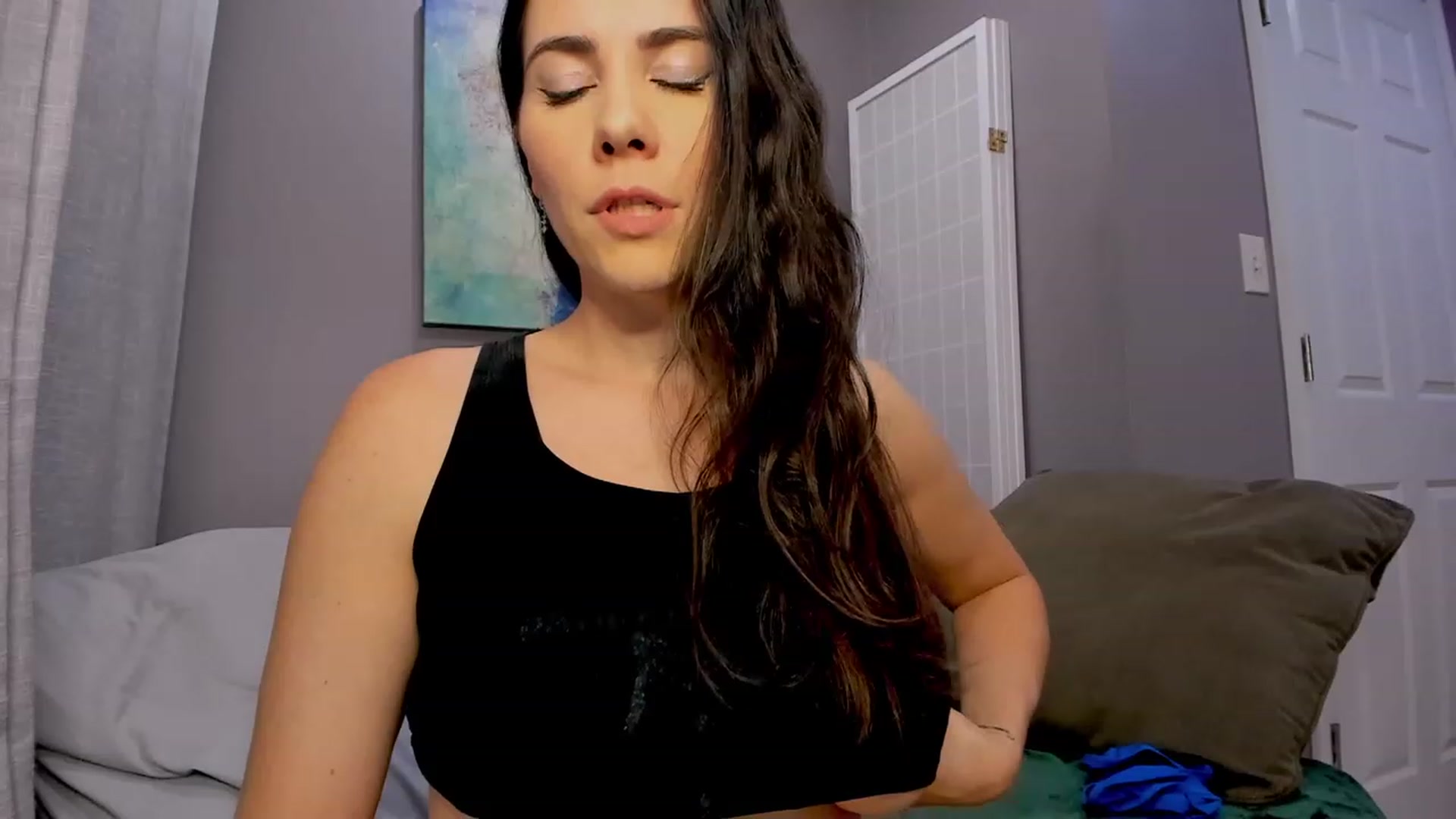 Gallery image thumbnail from LovesDesire's myfreecams stream on, 05/04/2023, 03:46 image 18 of 20