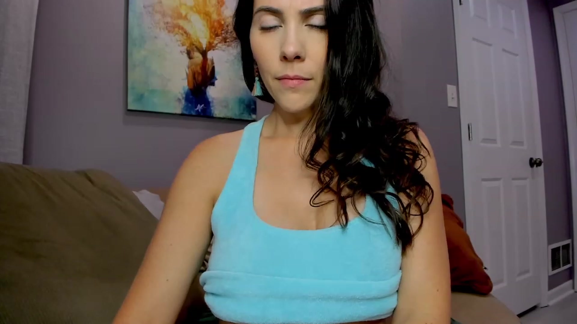 Gallery image thumbnail from LovesDesire's myfreecams stream on, 06/01/2023, 01:37 image 14 of 20