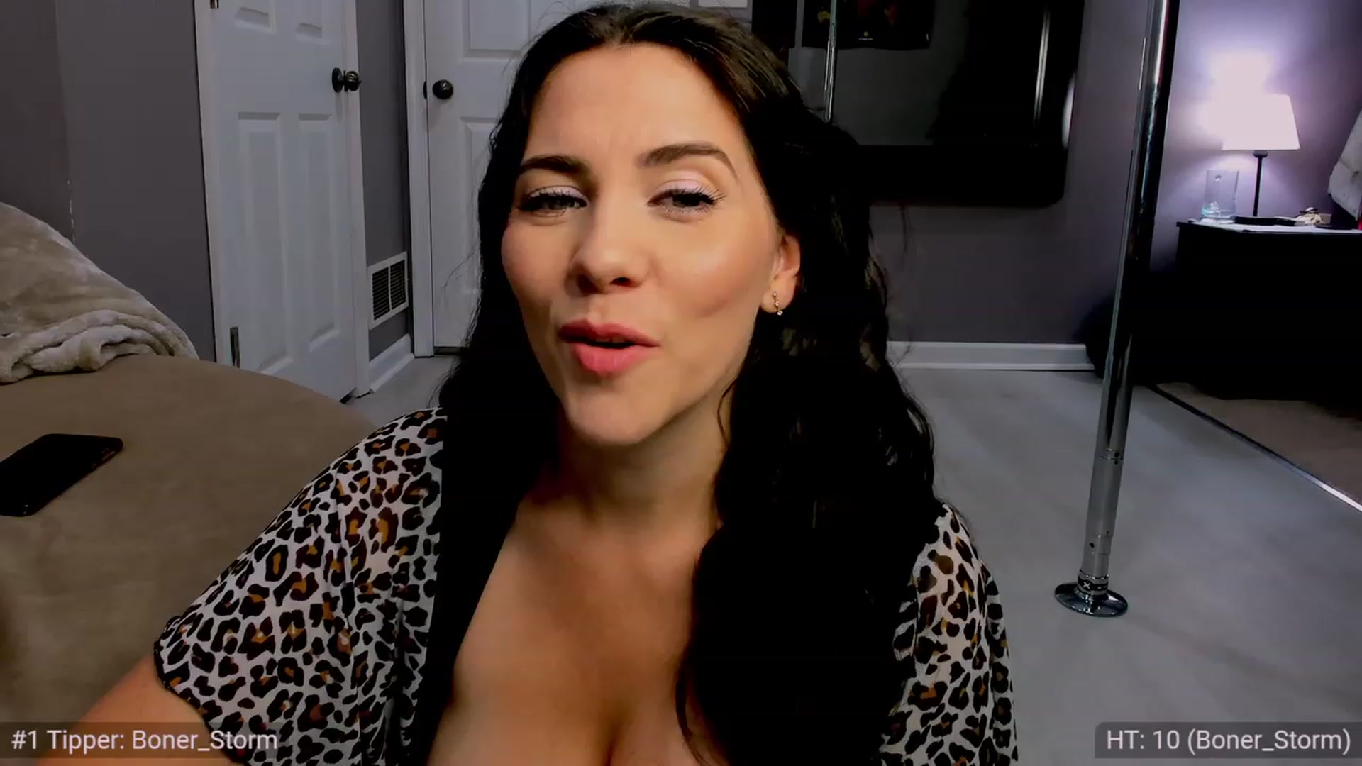 Gallery image thumbnail from LovesDesire's myfreecams stream on, 07/18/2023, 03:18 image 17 of 20