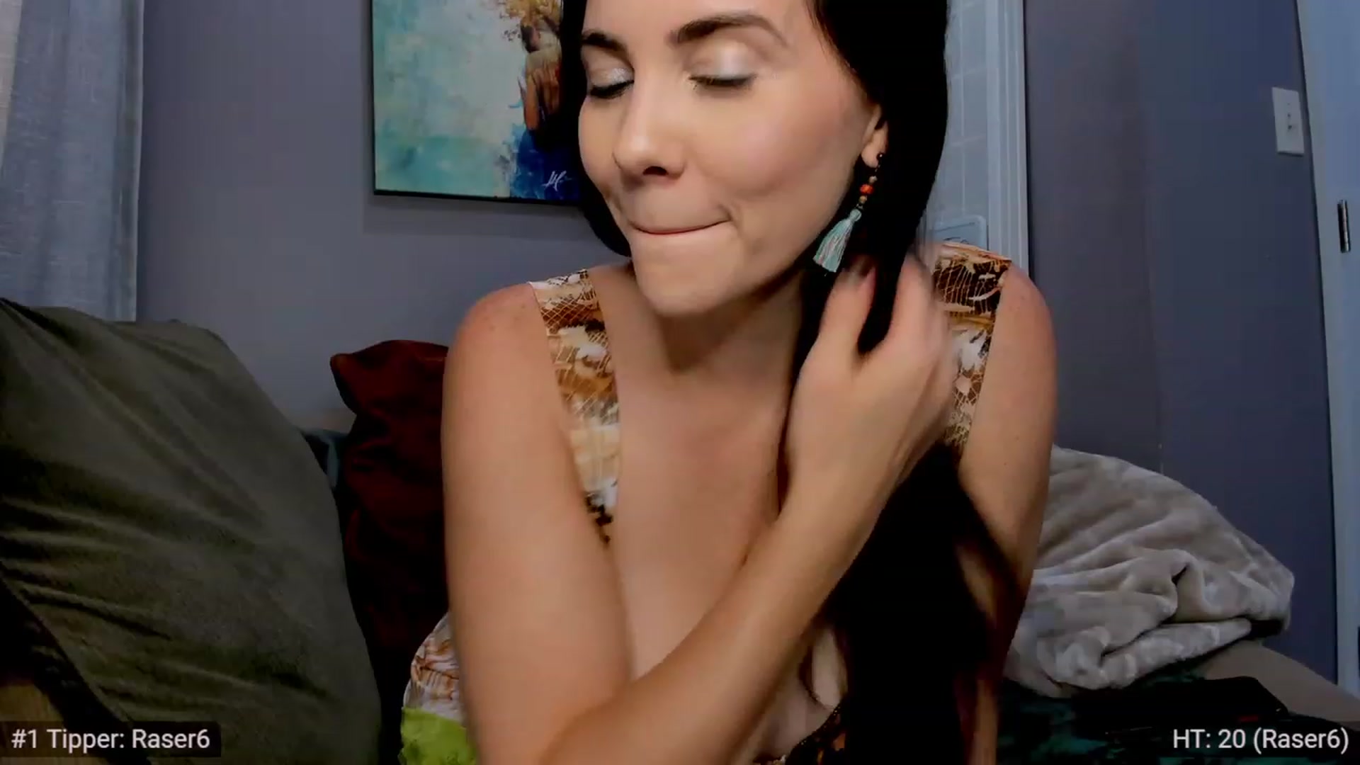 Gallery image thumbnail from LovesDesire's myfreecams stream on, 07/21/2023, 02:59 image 18 of 20