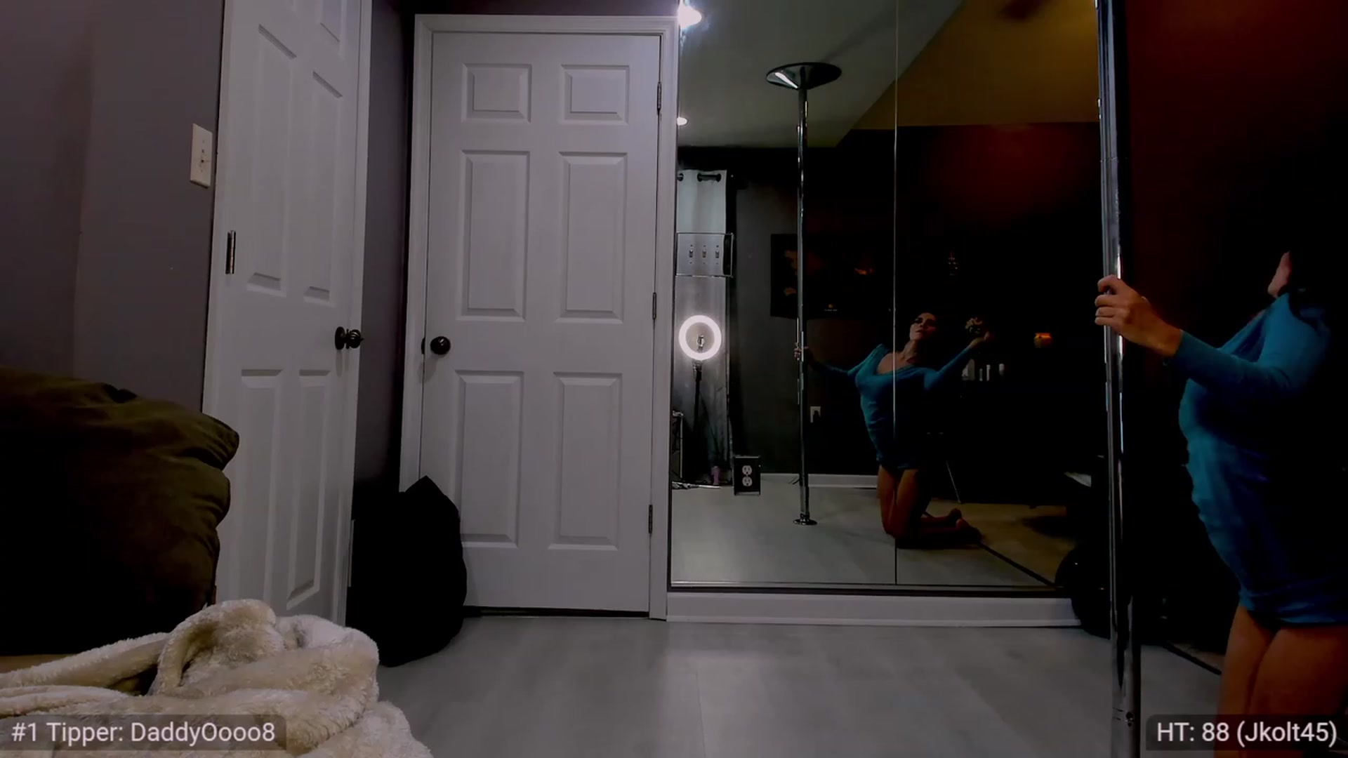 Gallery image thumbnail from LovesDesire's myfreecams stream on, 08/16/2023, 04:38 image 20 of 20
