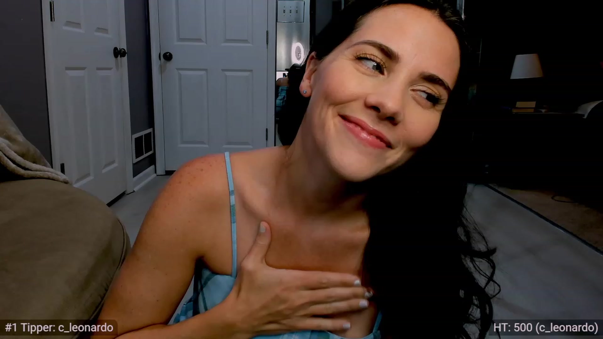 Gallery image thumbnail from LovesDesire's myfreecams stream on, 08/19/2023, 06:15 image 2 of 20