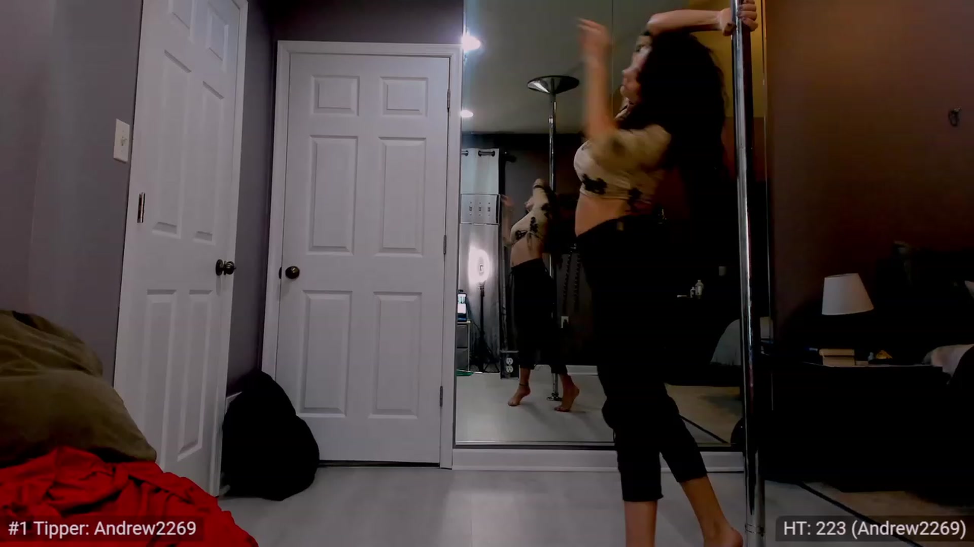 Gallery image thumbnail from LovesDesire's myfreecams stream on, 08/29/2023, 02:02 image 14 of 20