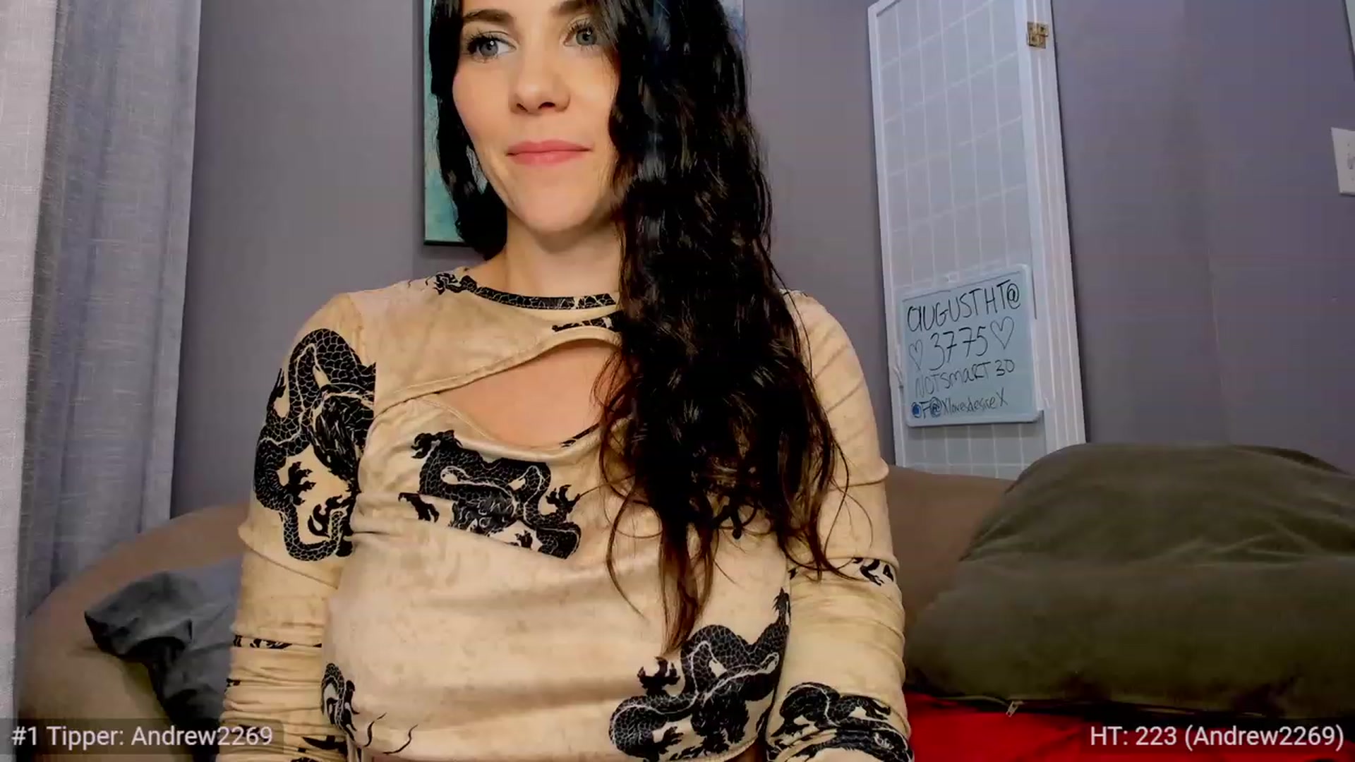 Gallery image thumbnail from LovesDesire's myfreecams stream on, 08/29/2023, 02:02 image 3 of 20