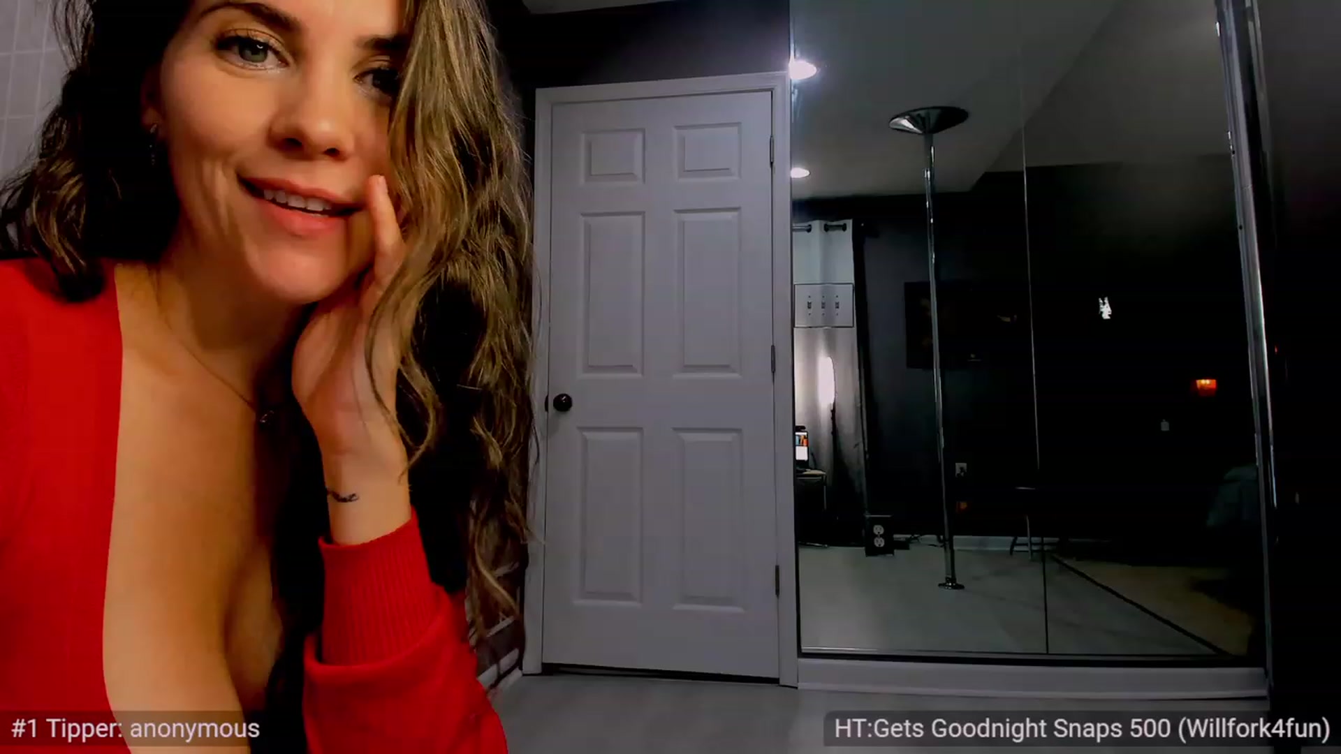 Gallery image thumbnail from LovesDesire's myfreecams stream on, 09/28/2023, 06:58 image 3 of 20