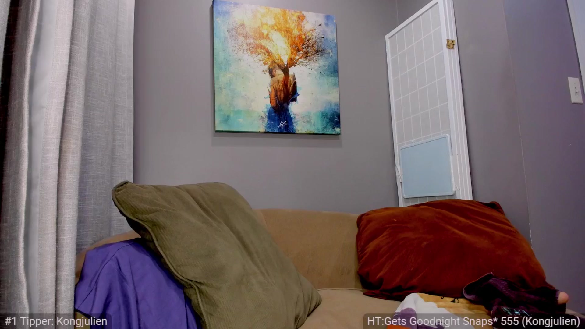 Gallery image thumbnail from LovesDesire's myfreecams stream on, 05/01/2024, 07:28 image 3 of 20